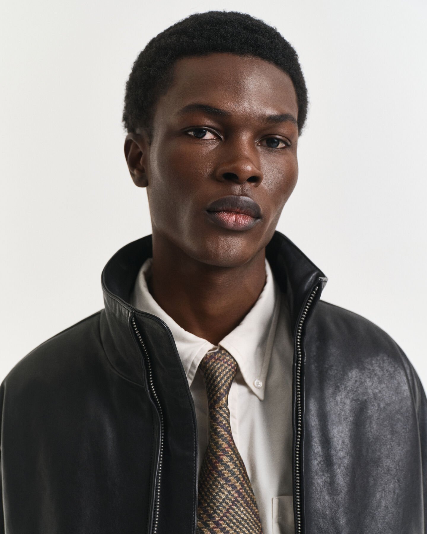 Cazadora Harrington de piel