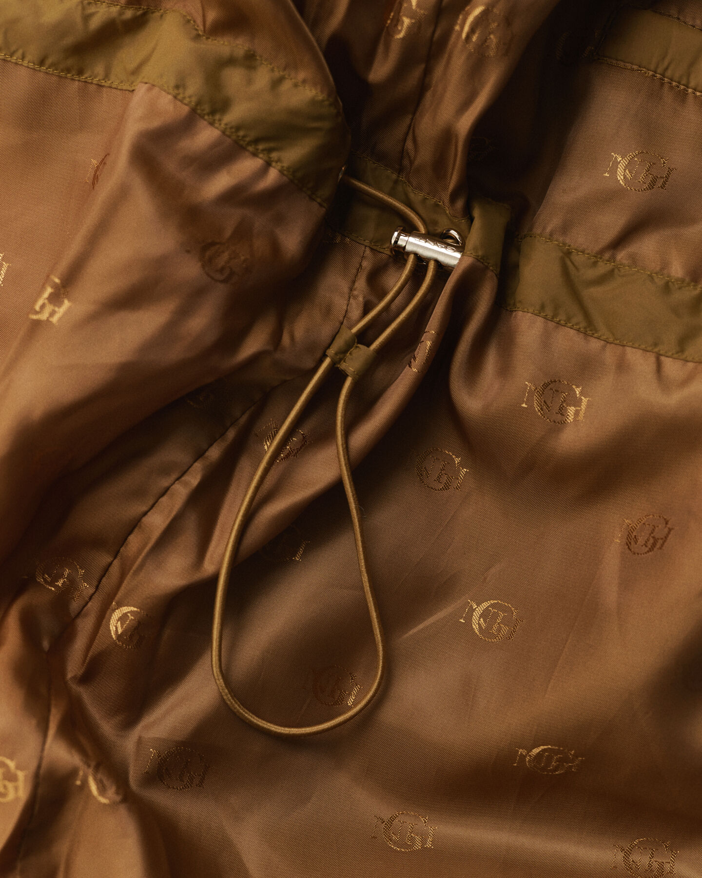 Chaqueta de plumón y largo medio