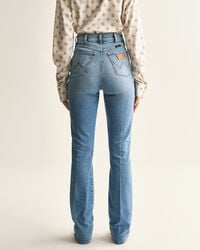 Vaqueros Bootcut Wrangler x GANT