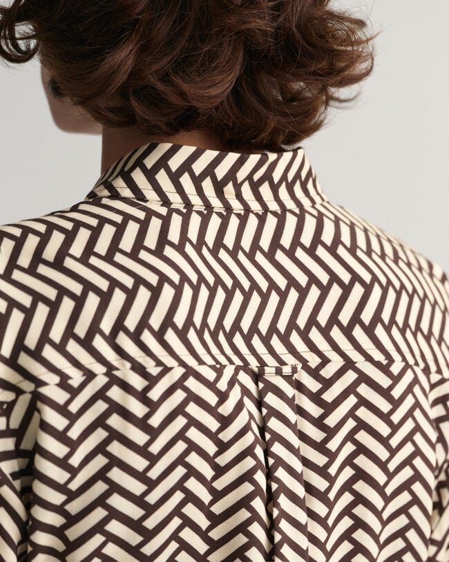 Vestido camisero acampanado Geometric