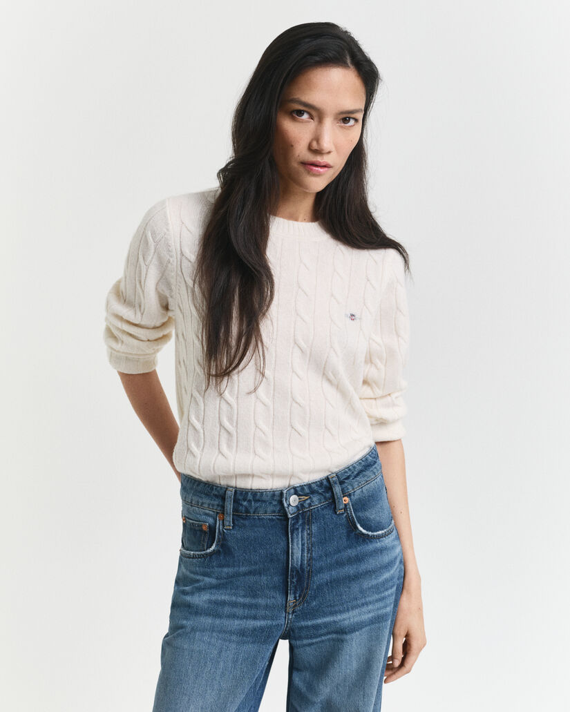 Jersey de cuello redondo y punto de ochos en lana de oveja