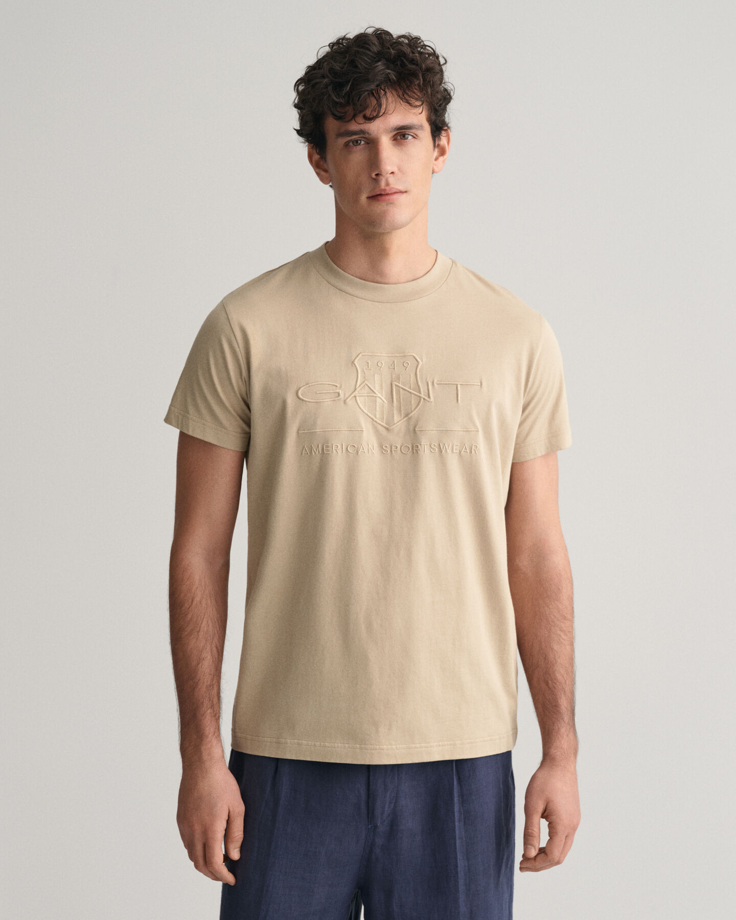 Camiseta Tonal Shield