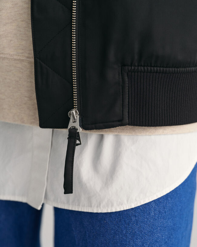 Cazadora bomber acolchada