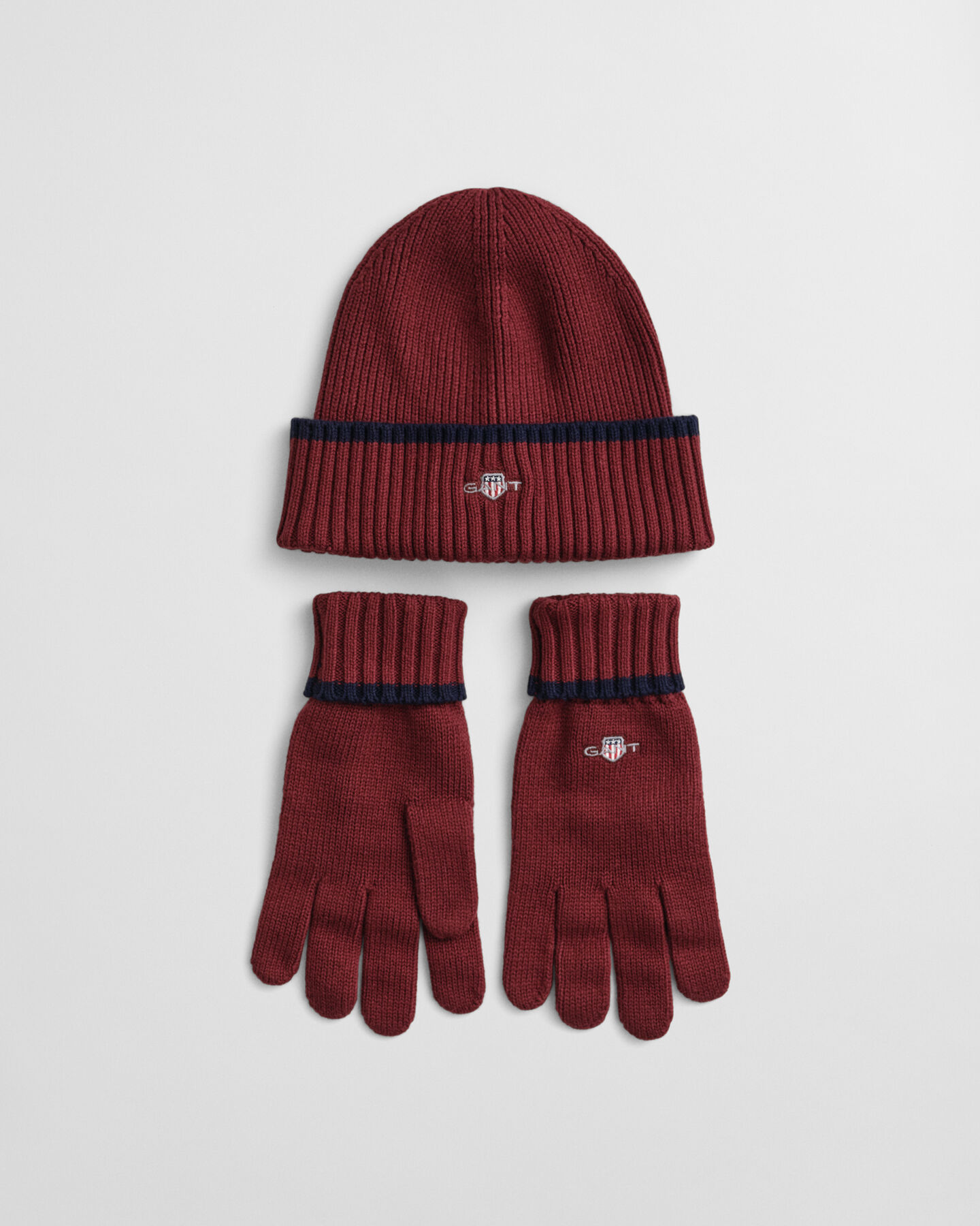 Set de regalo básico con gorro y guantes