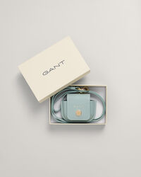 Bolso al cuello de piel