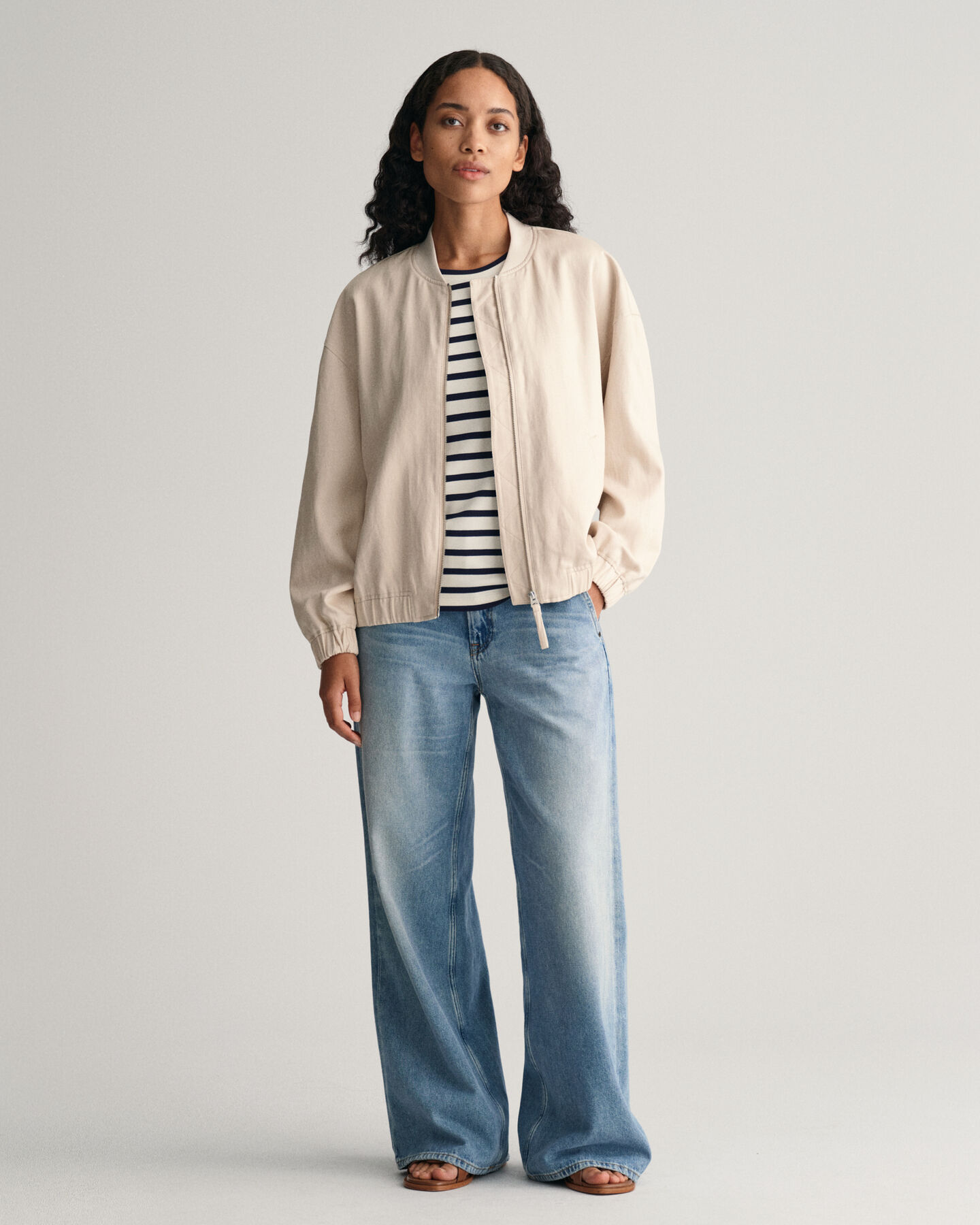 Cazadora bomber en mezcla de lino