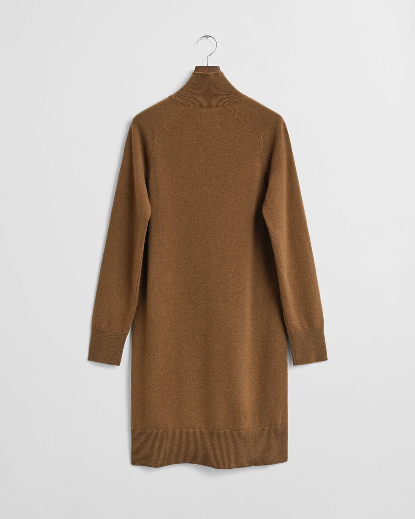 Vestido de punto de lana de oveja muy fina