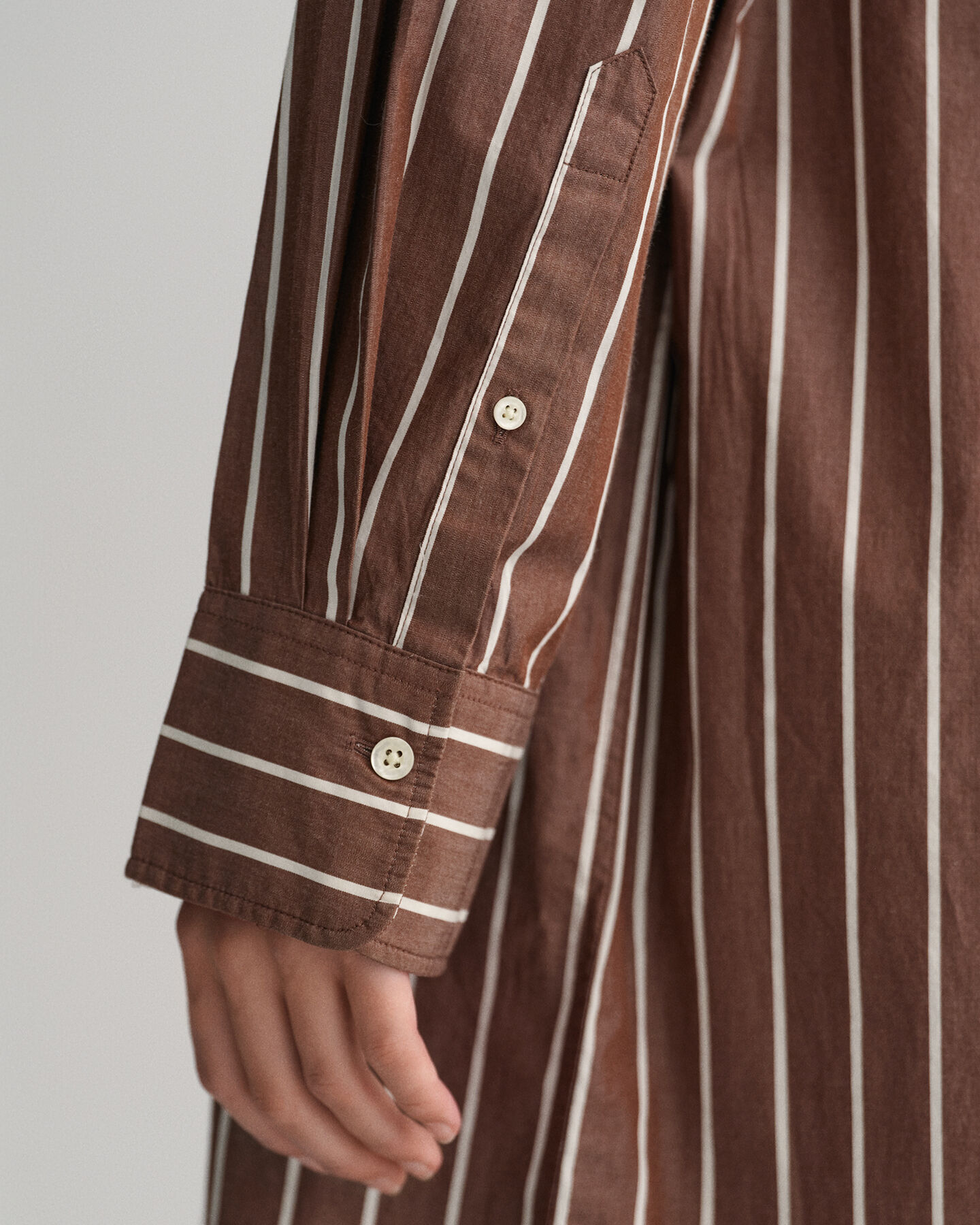 Vestido camisero extragrande a rayas