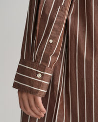 Vestido camisero extragrande a rayas