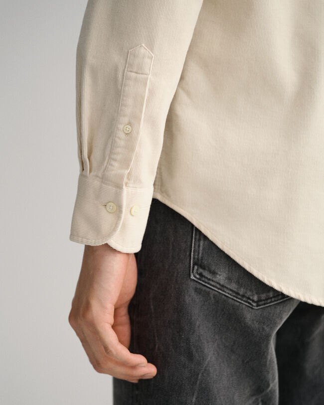 Camisa Regular Fit de pana