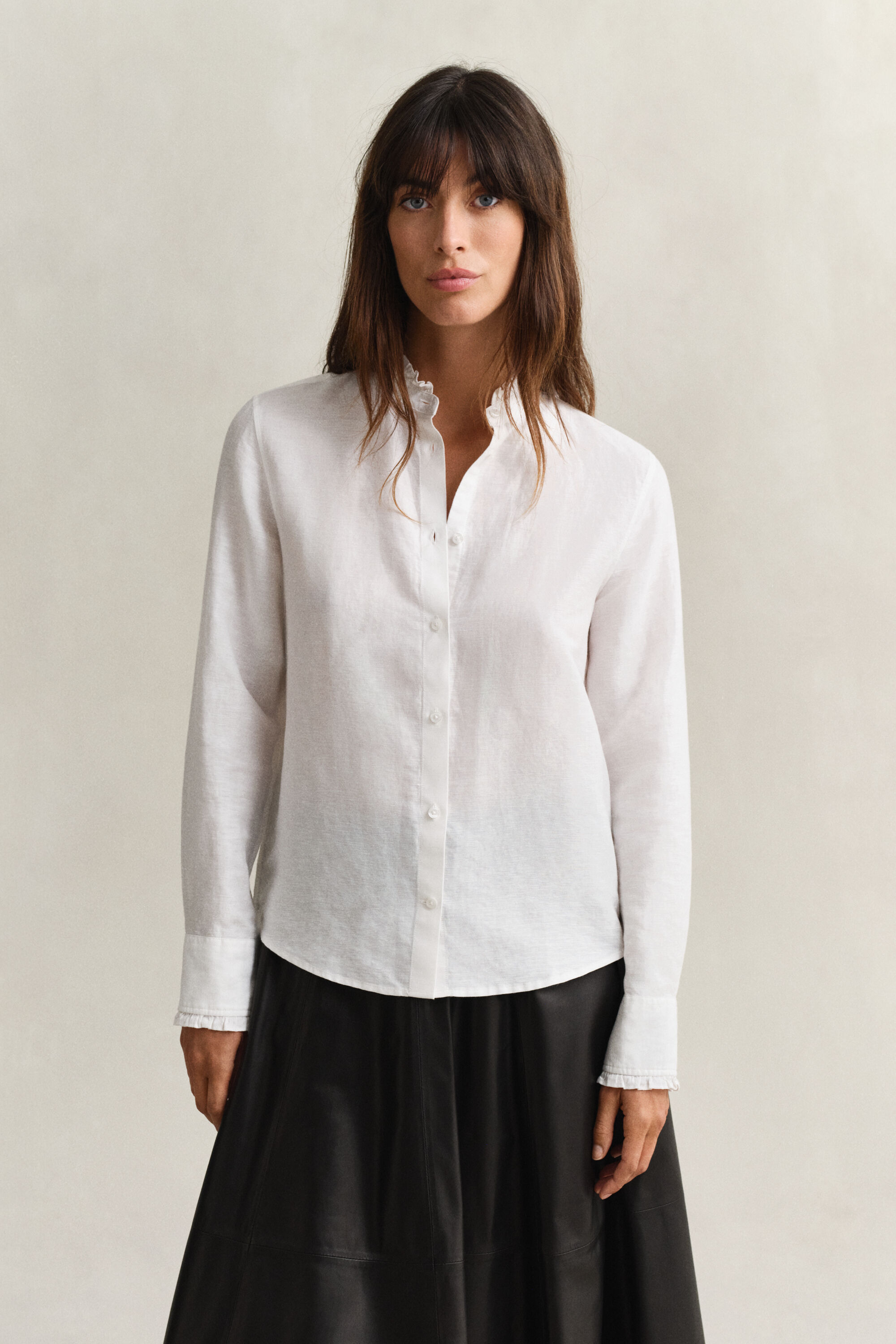 Blusa en mezcla de lino con volantes