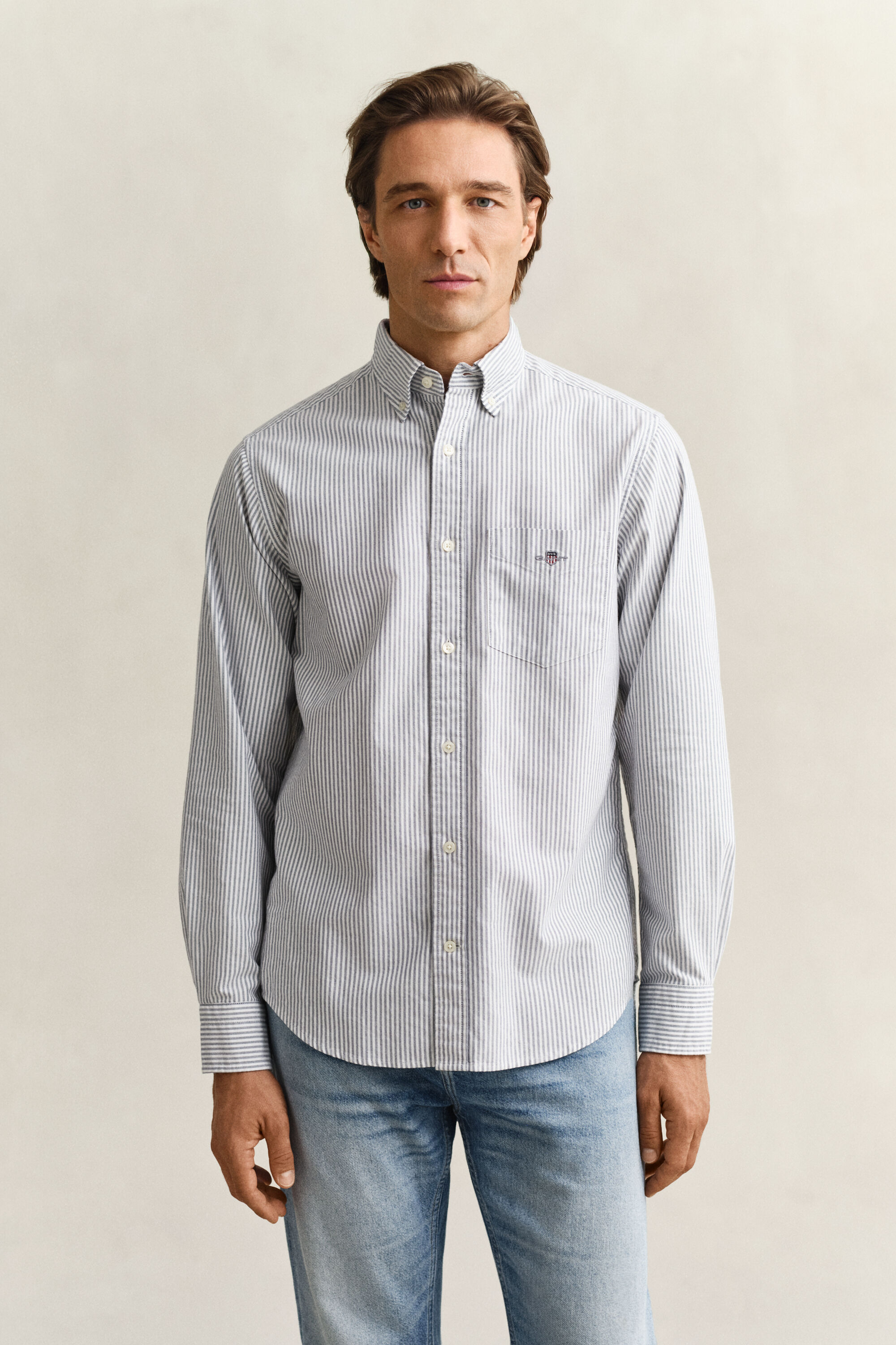 Camisa Oxford clásica de rayas finas