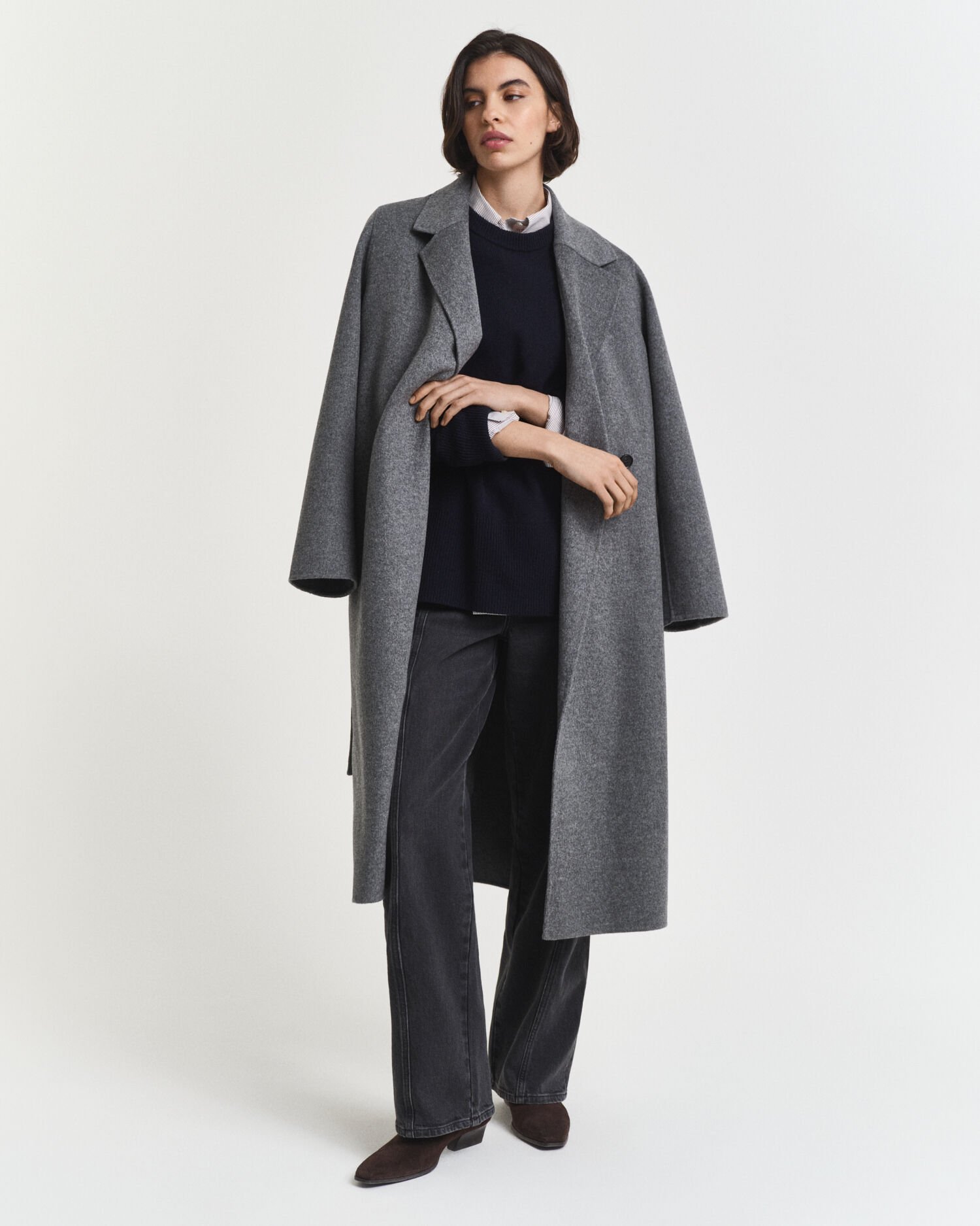 Jersey de cuello redondo en una suave mezcla de lana y cachemir