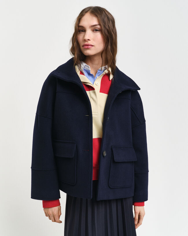 Chaqueta corta de lana