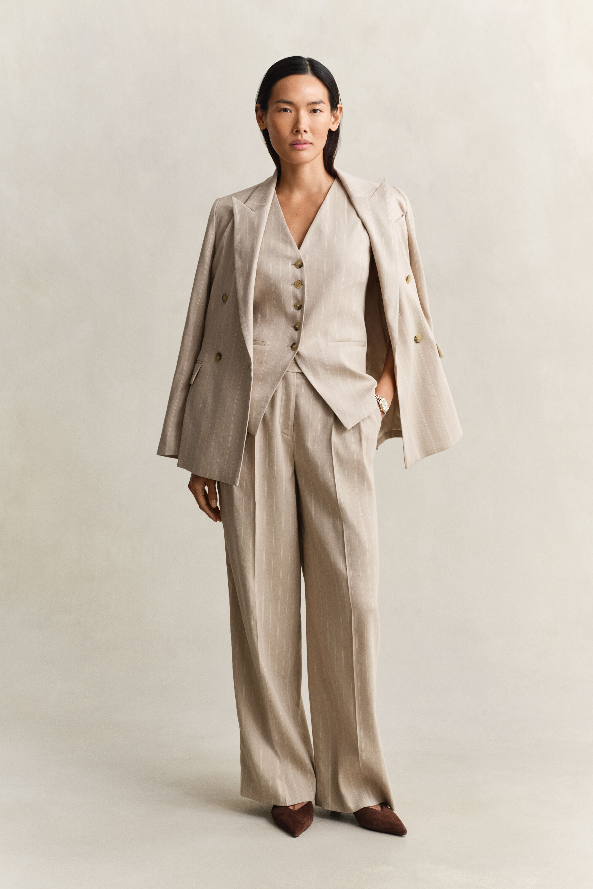 Chaleco de mezcla de lino de raya diplomática