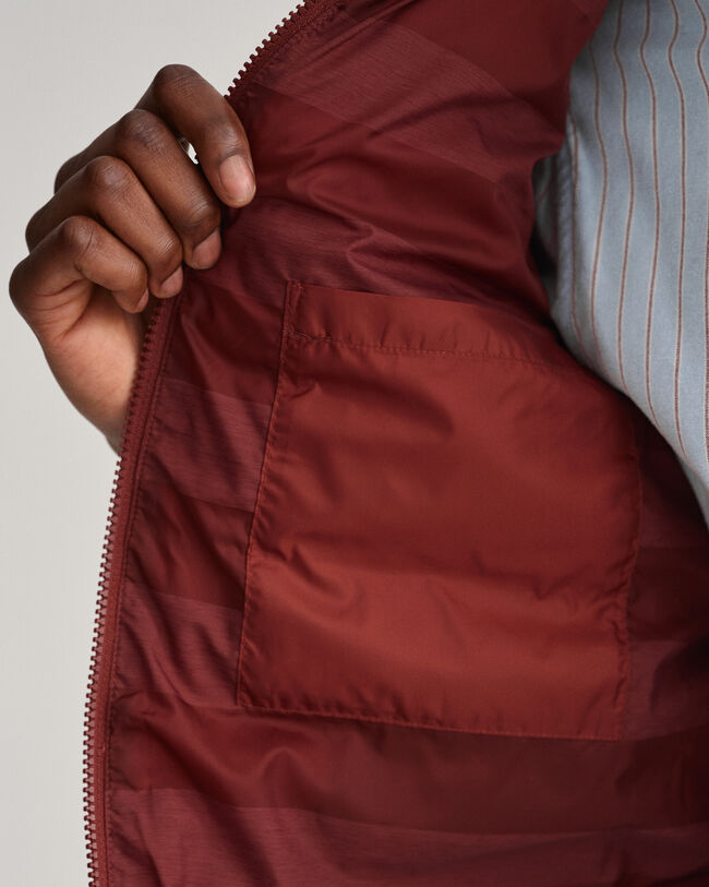 Chaqueta de plumón ligera