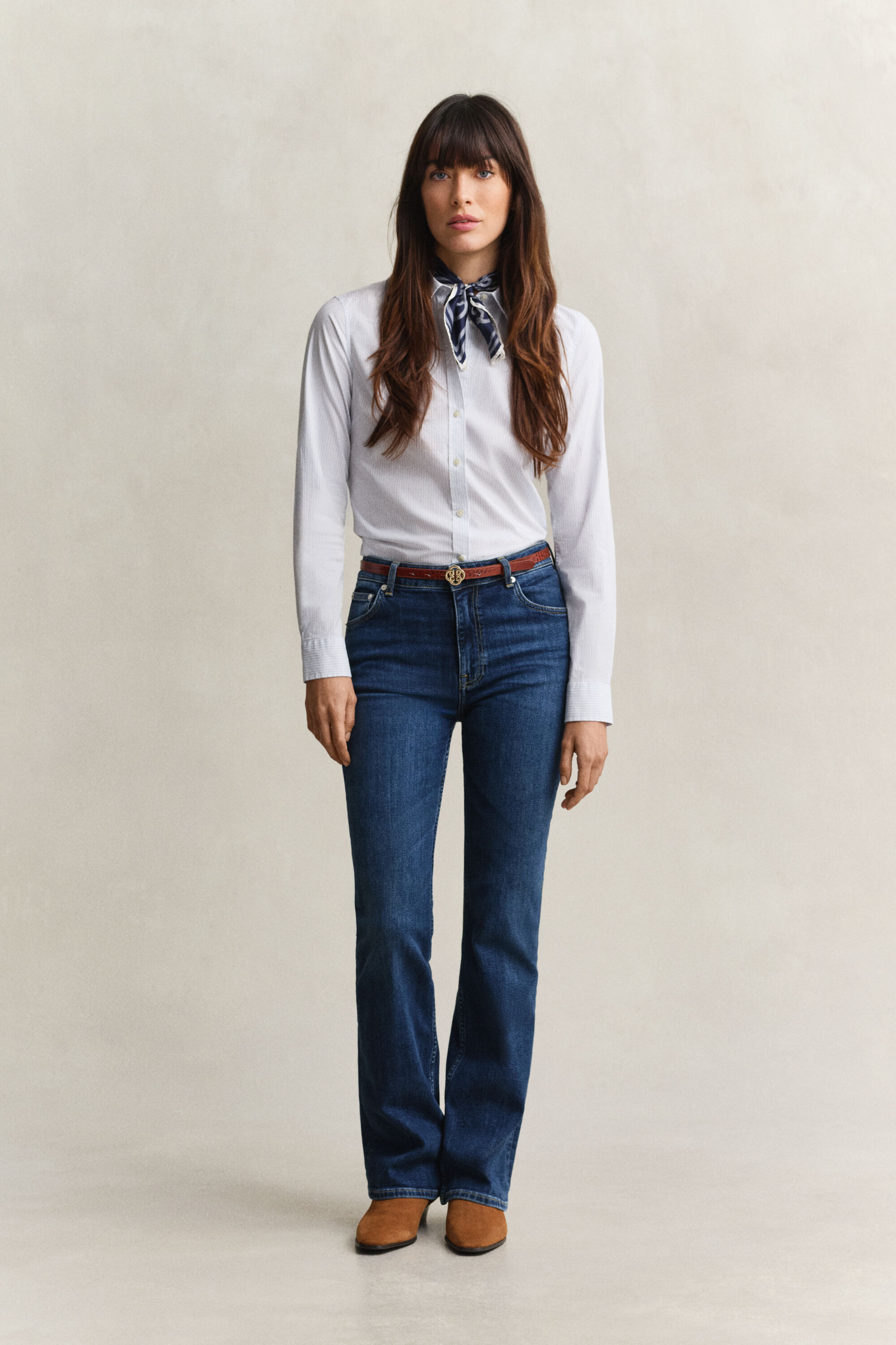 Vaqueros Slim Fit acampanados elásticos