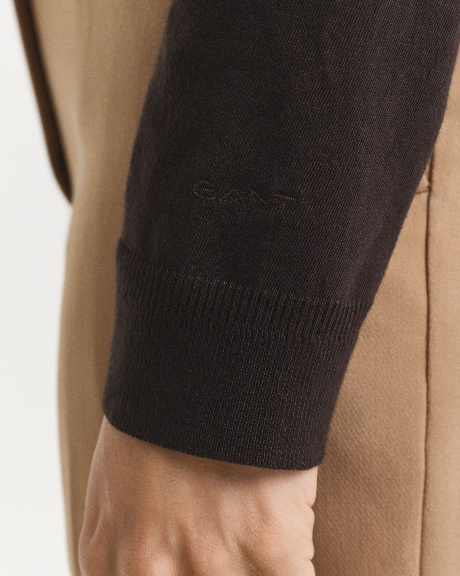 Polo de manga larga abotonado y sin costuras