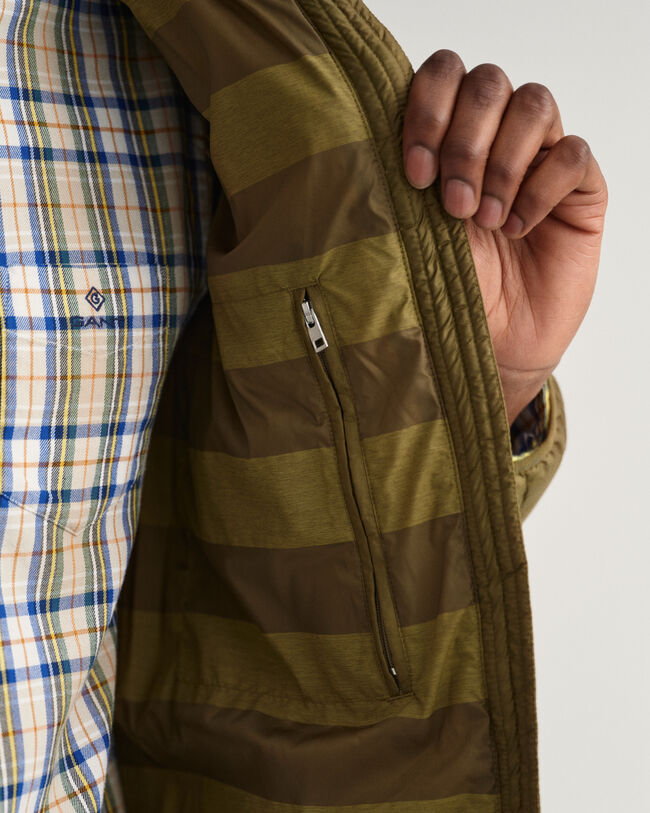 Chaqueta de plumón ligera