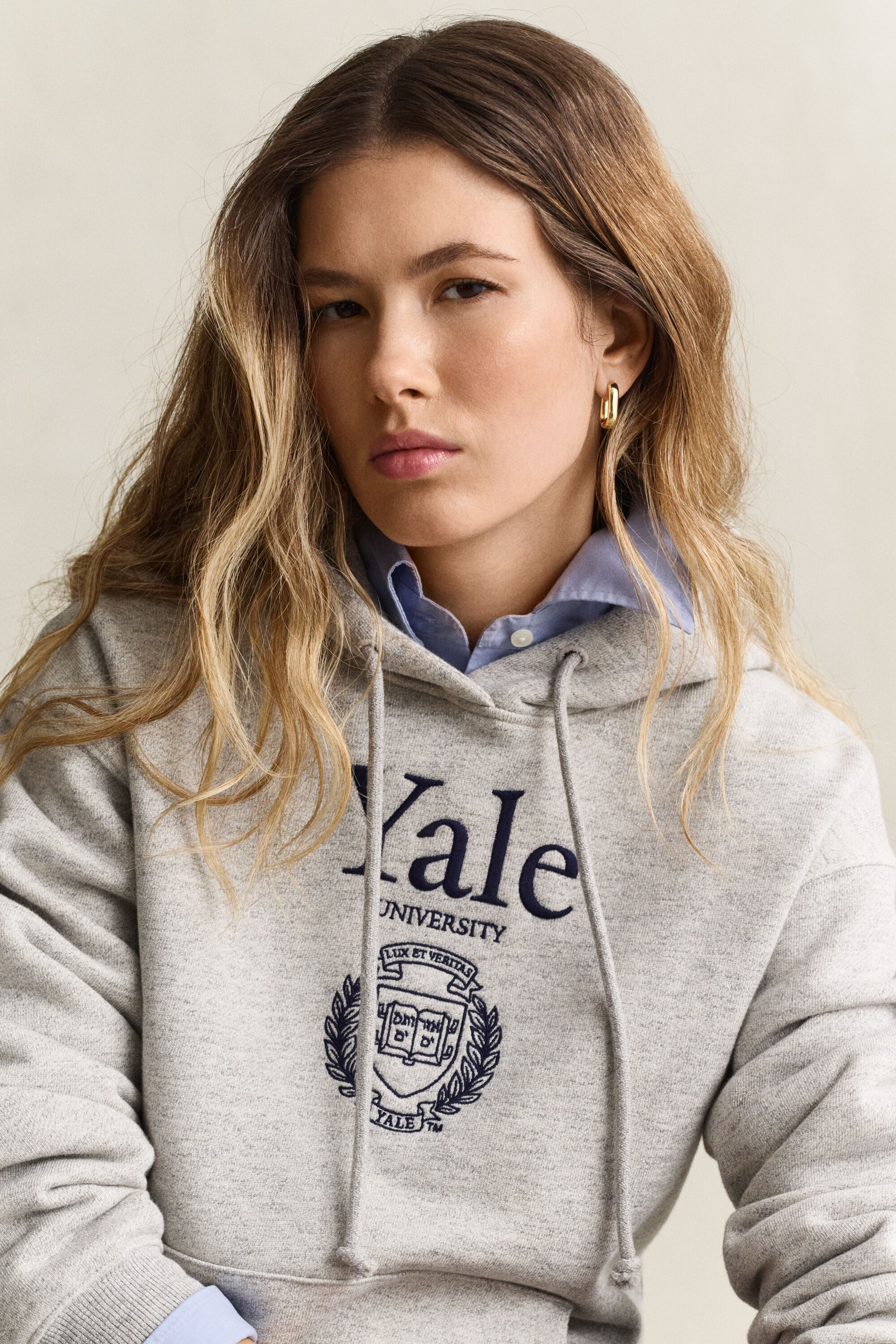 Sudadera con capucha y estampado Gant x Yale