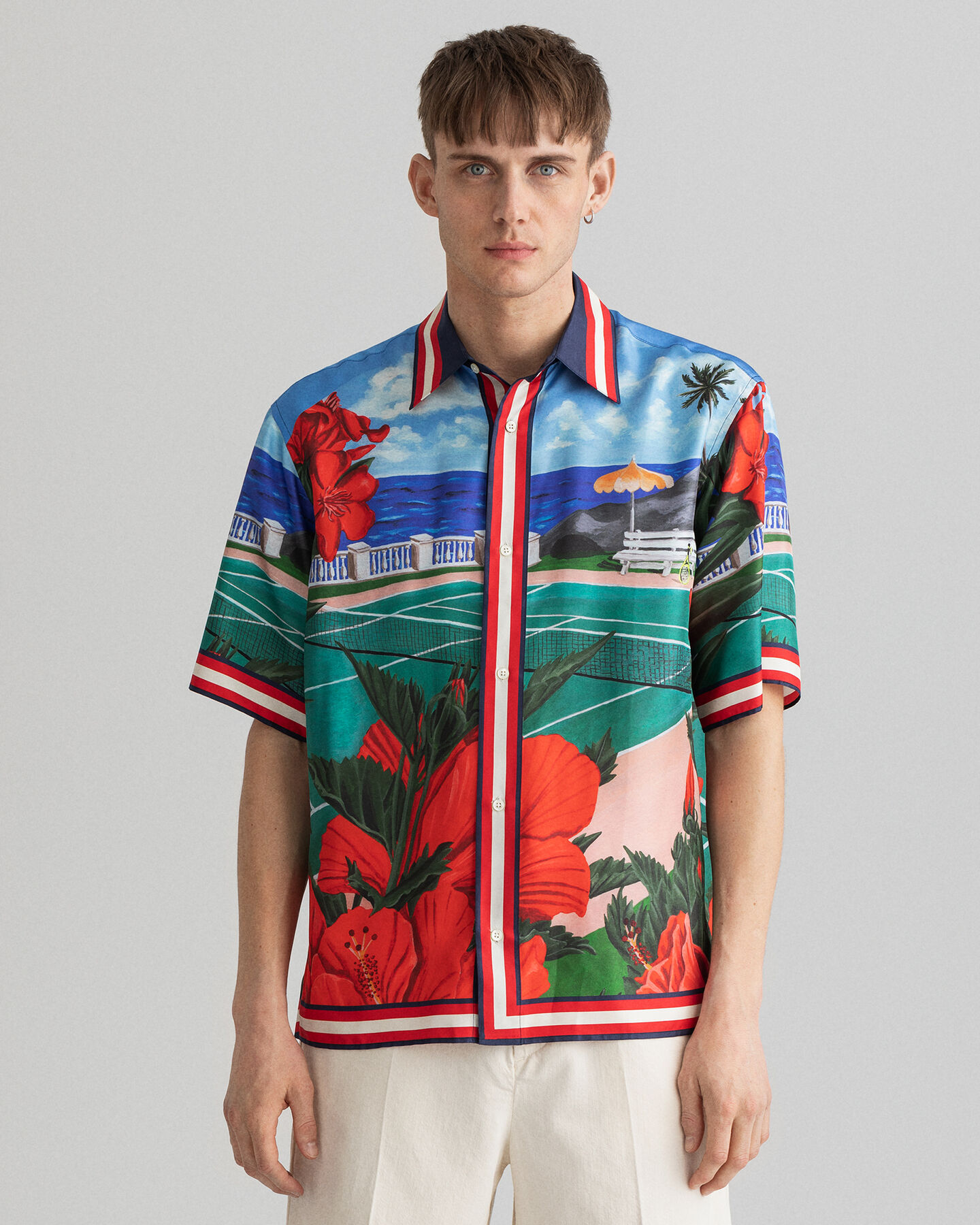 Camisa Relaxed Fit de manga corta y seda Scenery