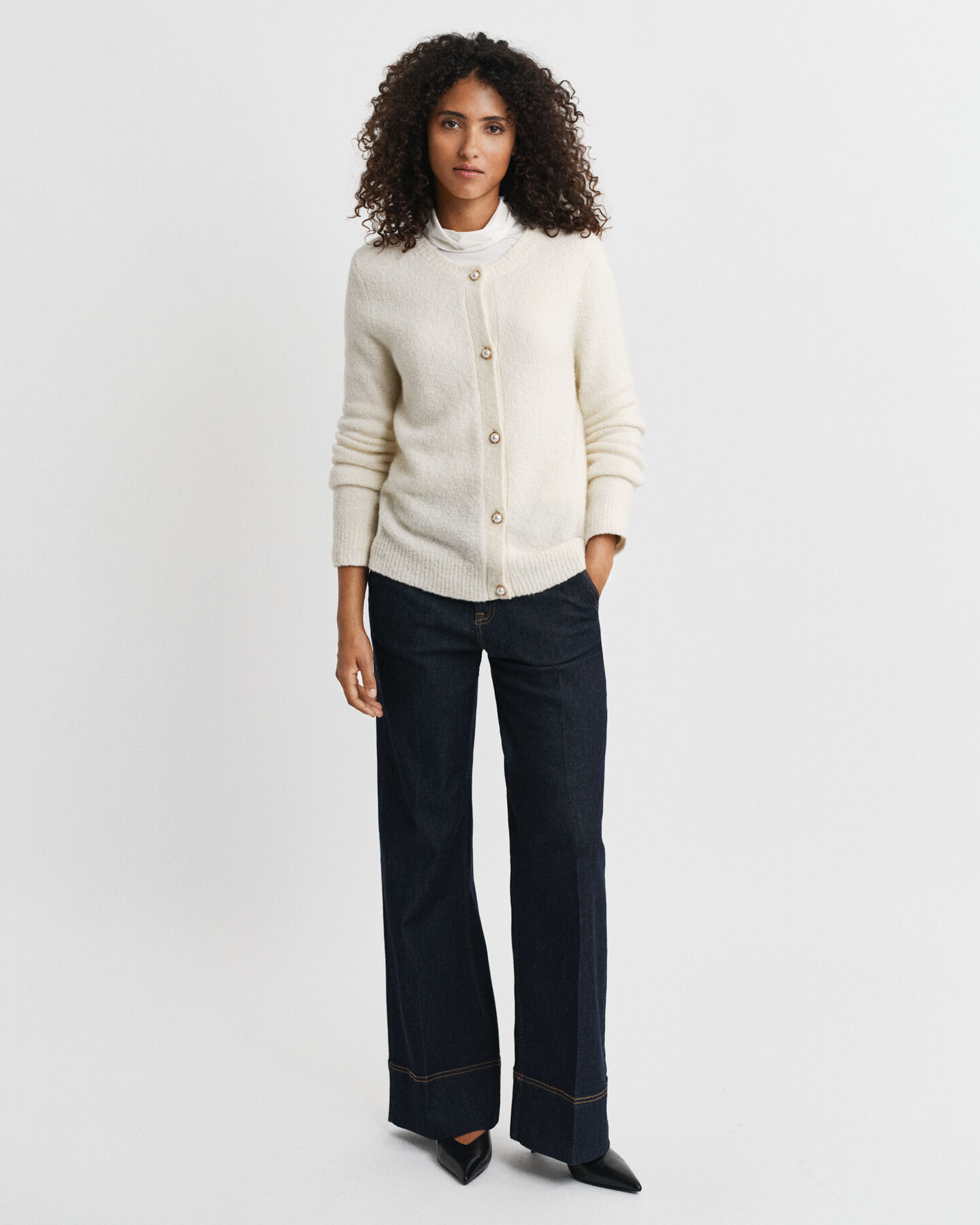 Cárdigan de bouclé con cuello redondo