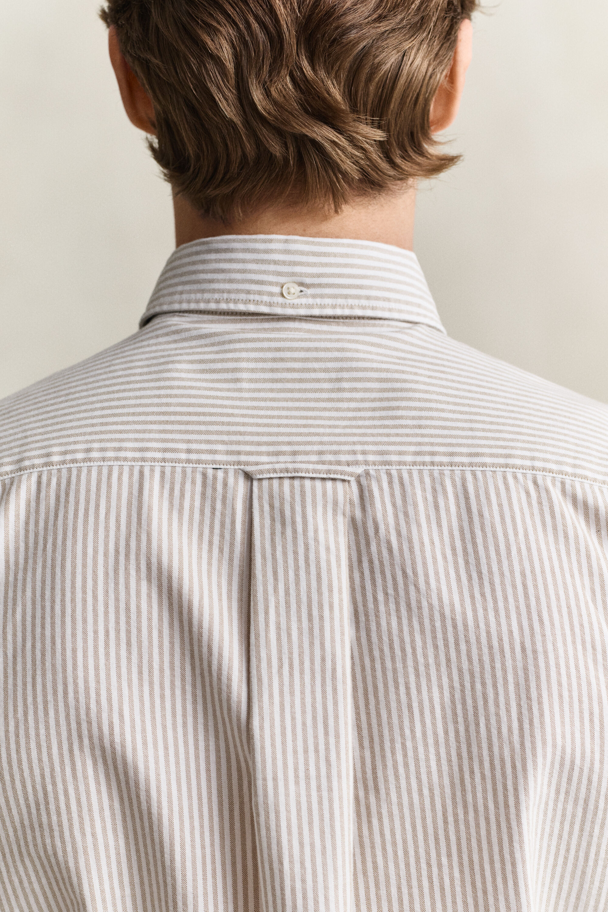 Camisa Oxford clásica de rayas finas