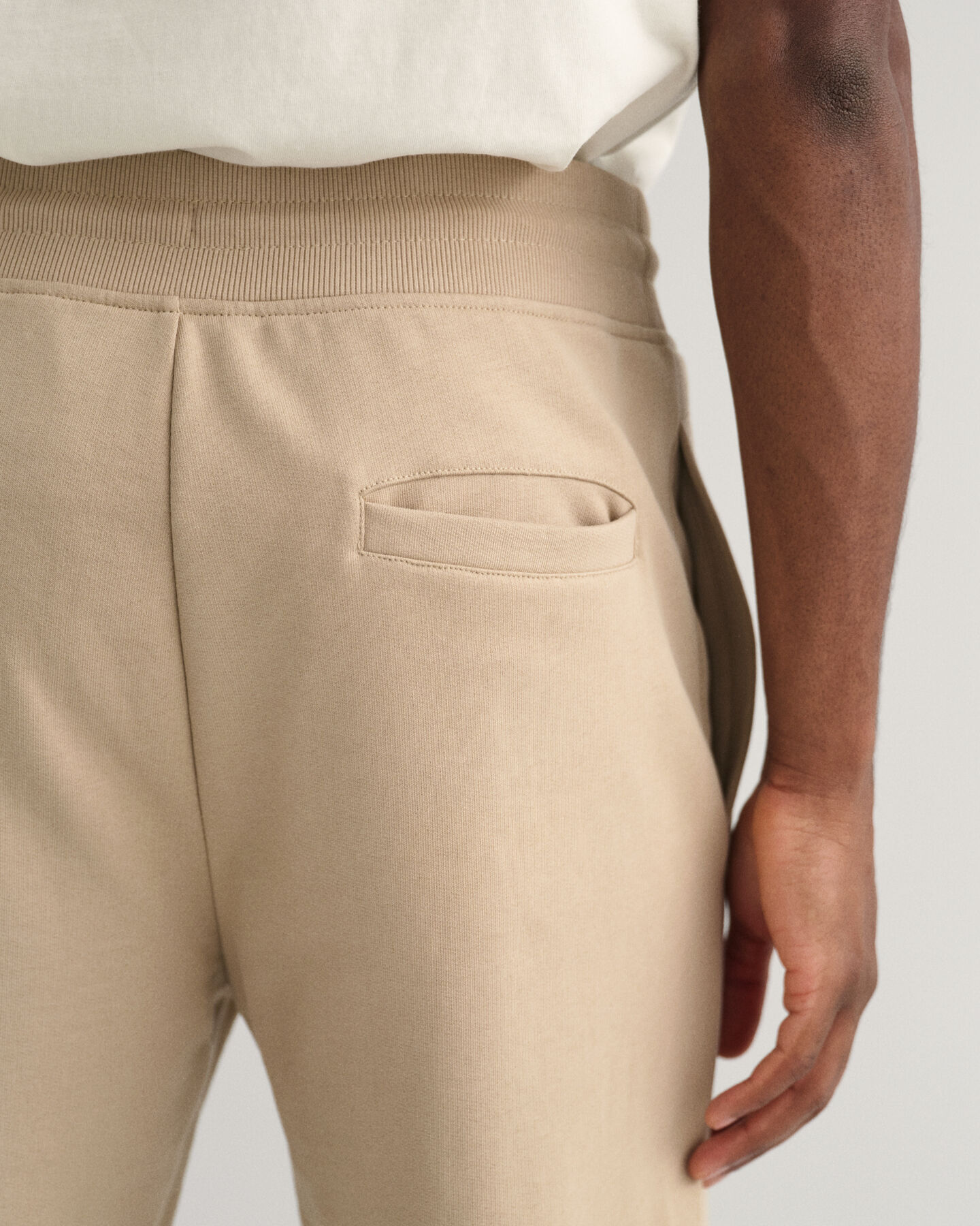 Pantalones de deporte Tonal Archive Shield