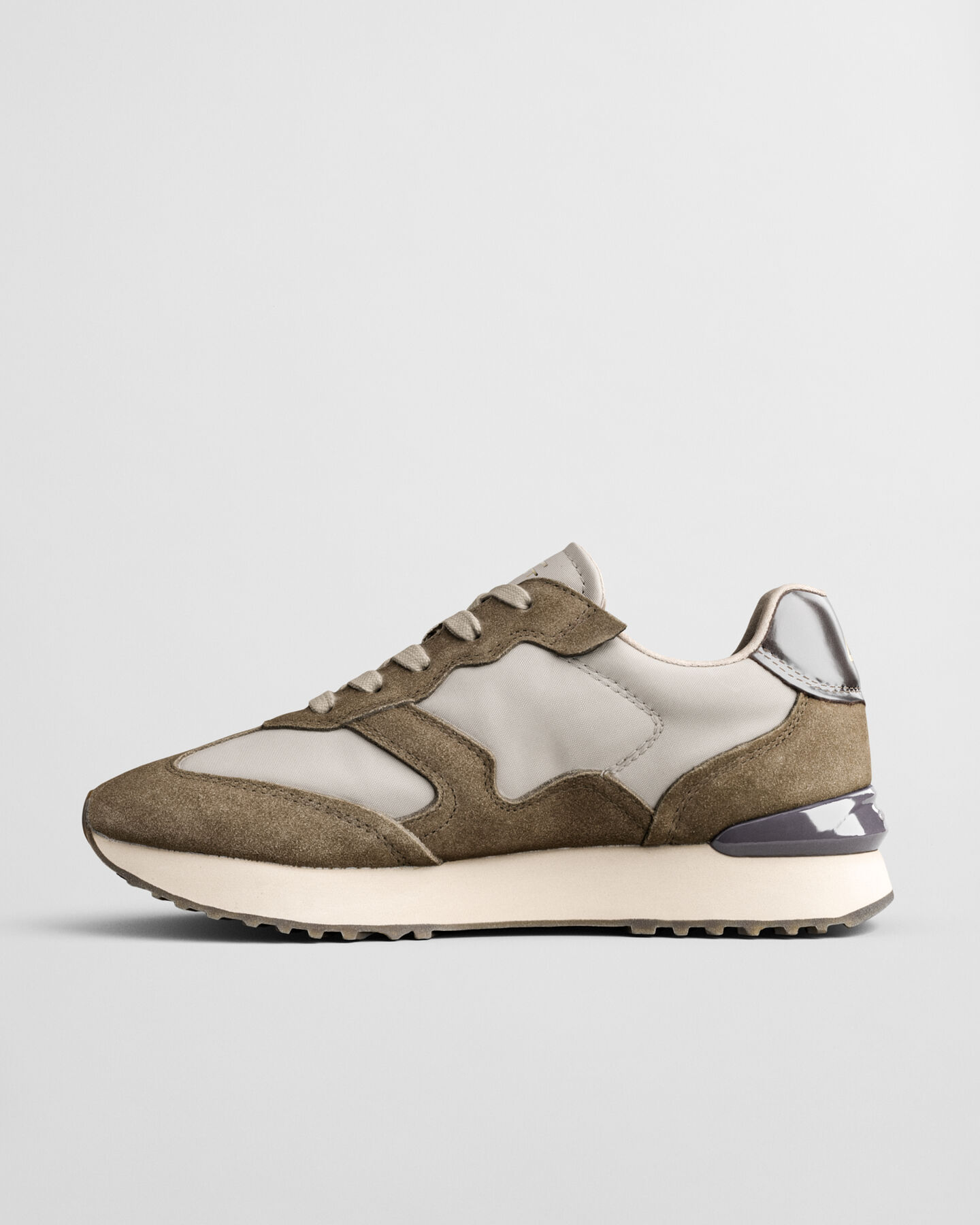 Zapatillas Bevinda de ante y lona de nailon