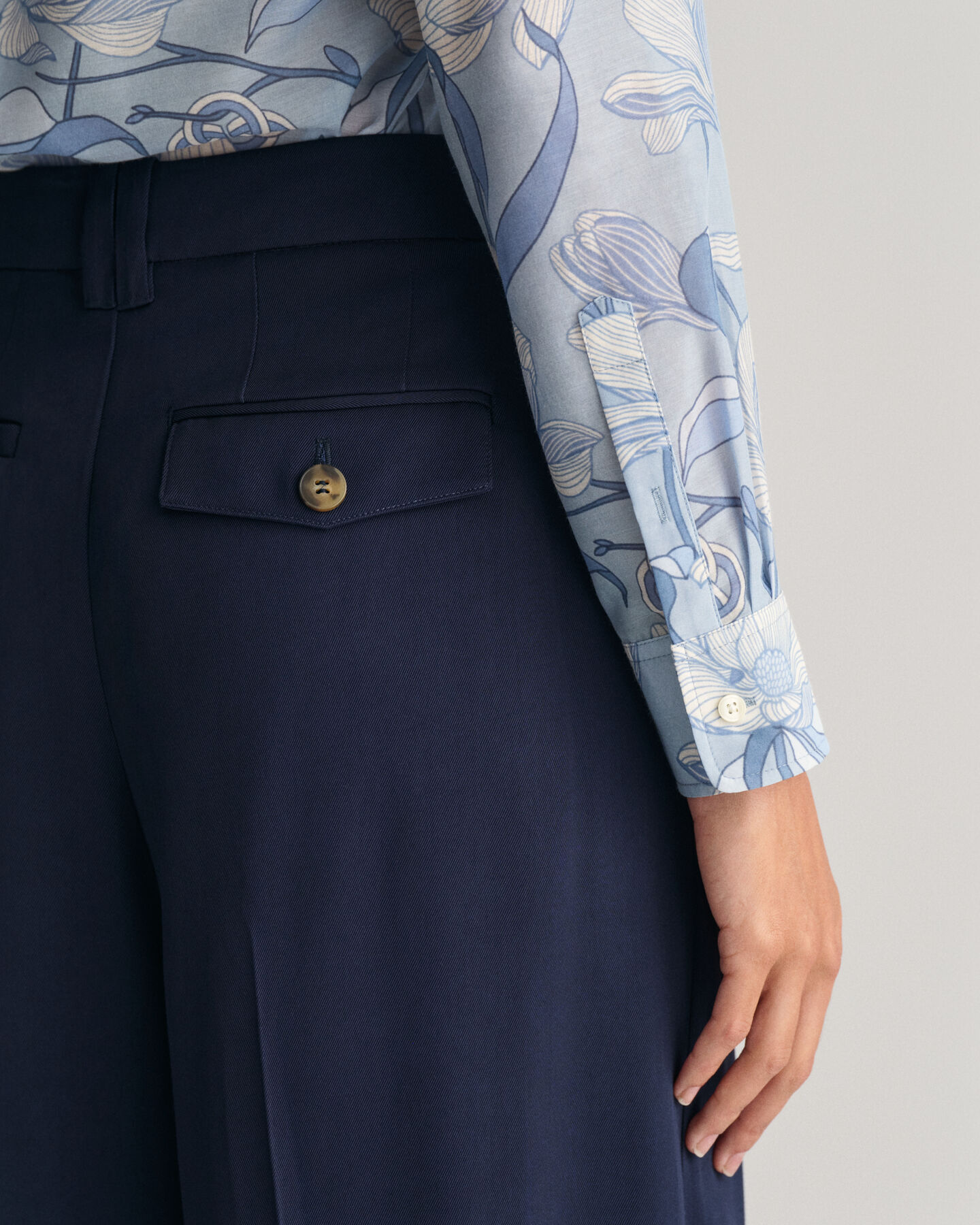 Camisa Regular Fit de seda y algodón Magnolia Print