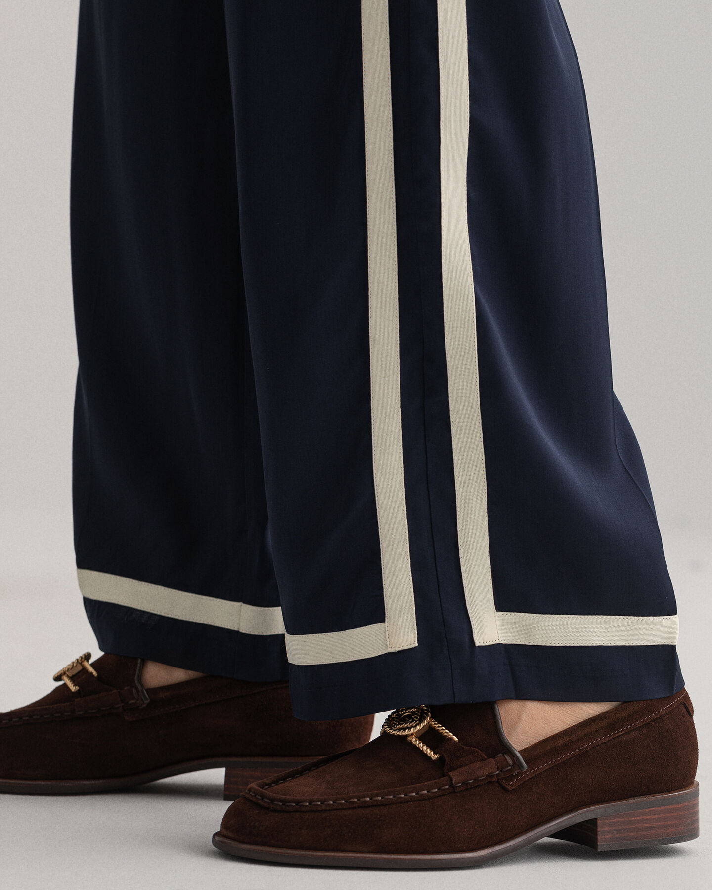 Pantalones de satén Pull-On