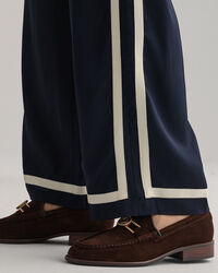 Pantalones de satén Pull-On