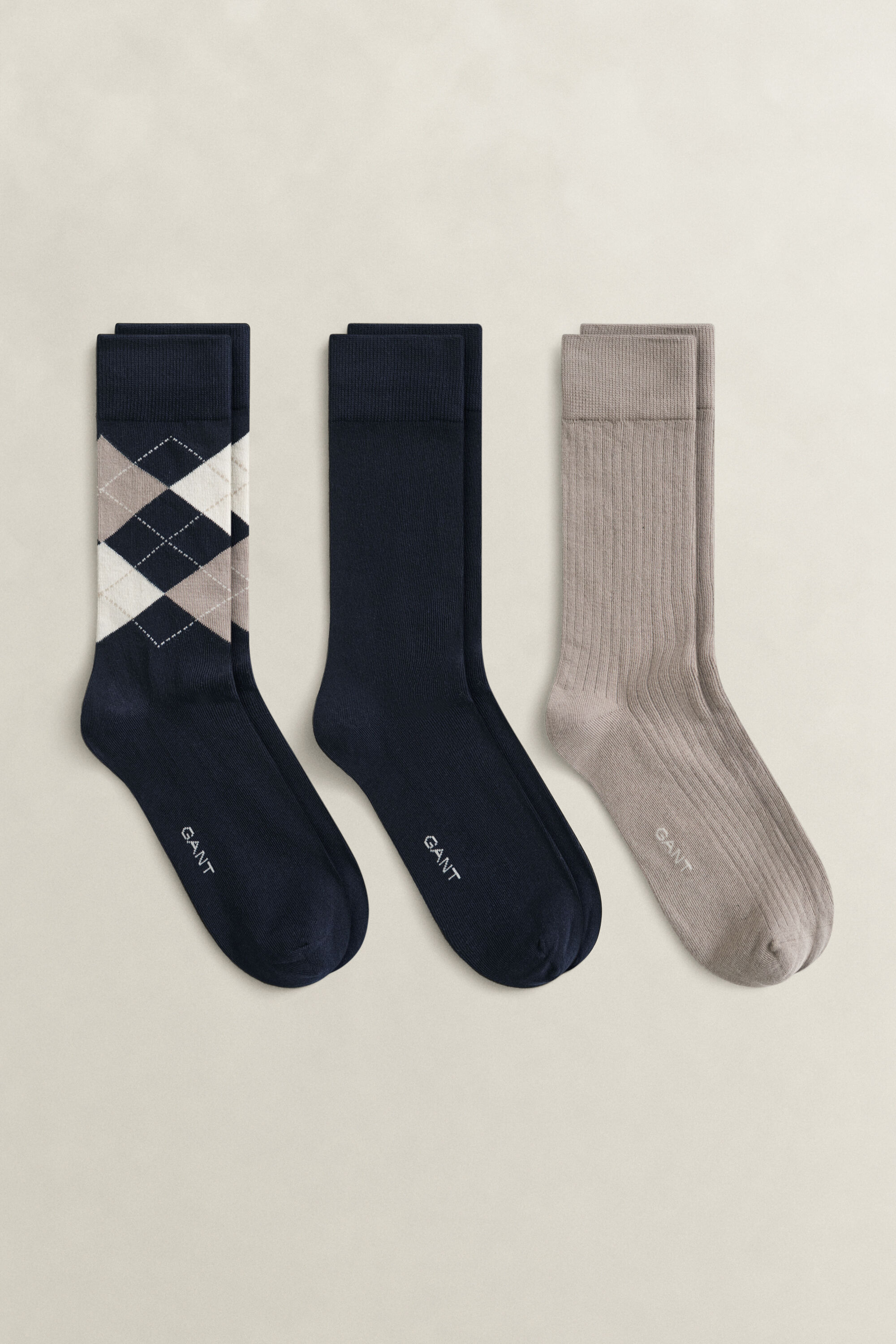 Paquete de tres pares de calcetines Argyle