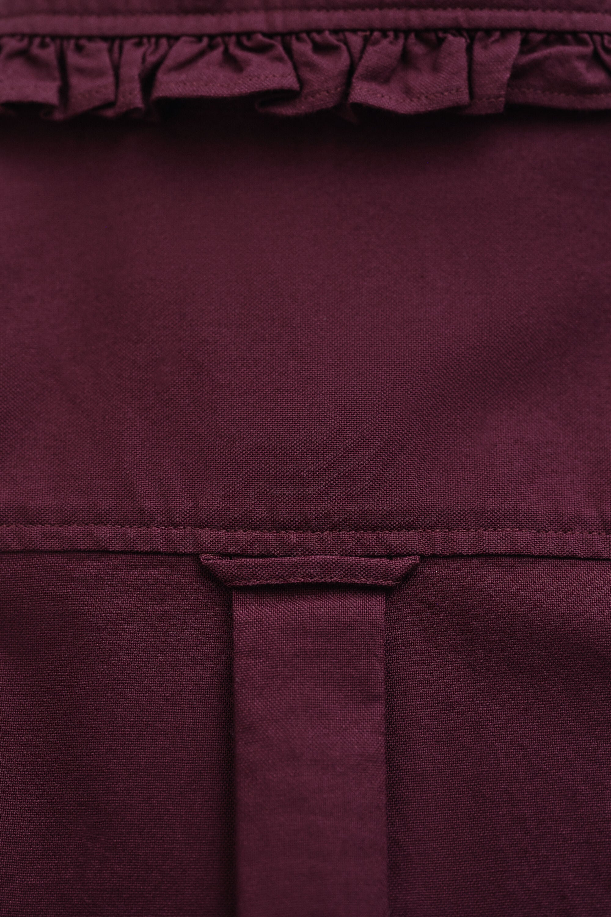 Camisa Oxford clásica con volantes