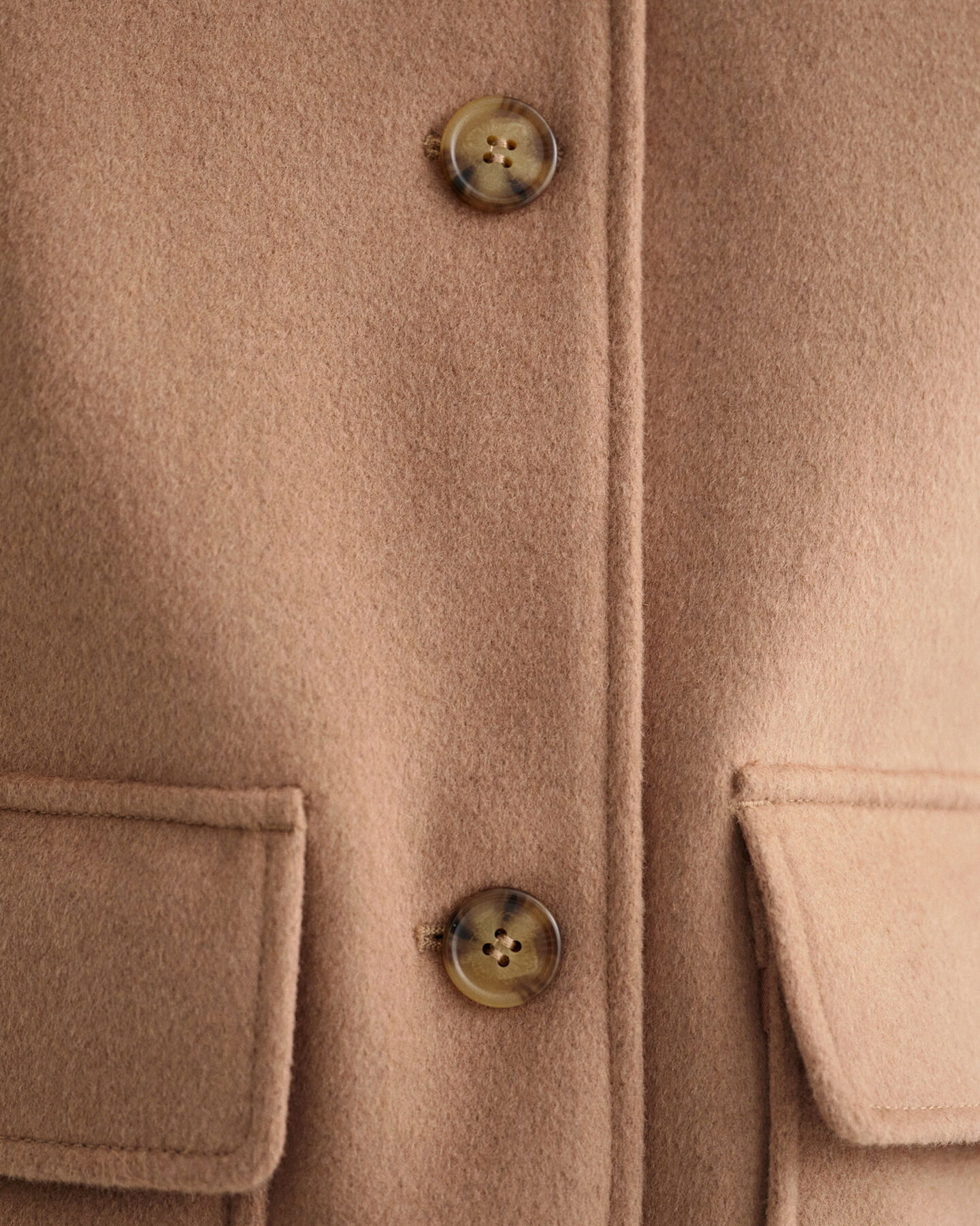 Chaqueta corta de mezcla de lana