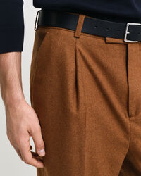 Pantalones de traje Relaxed Fit de franela de lana