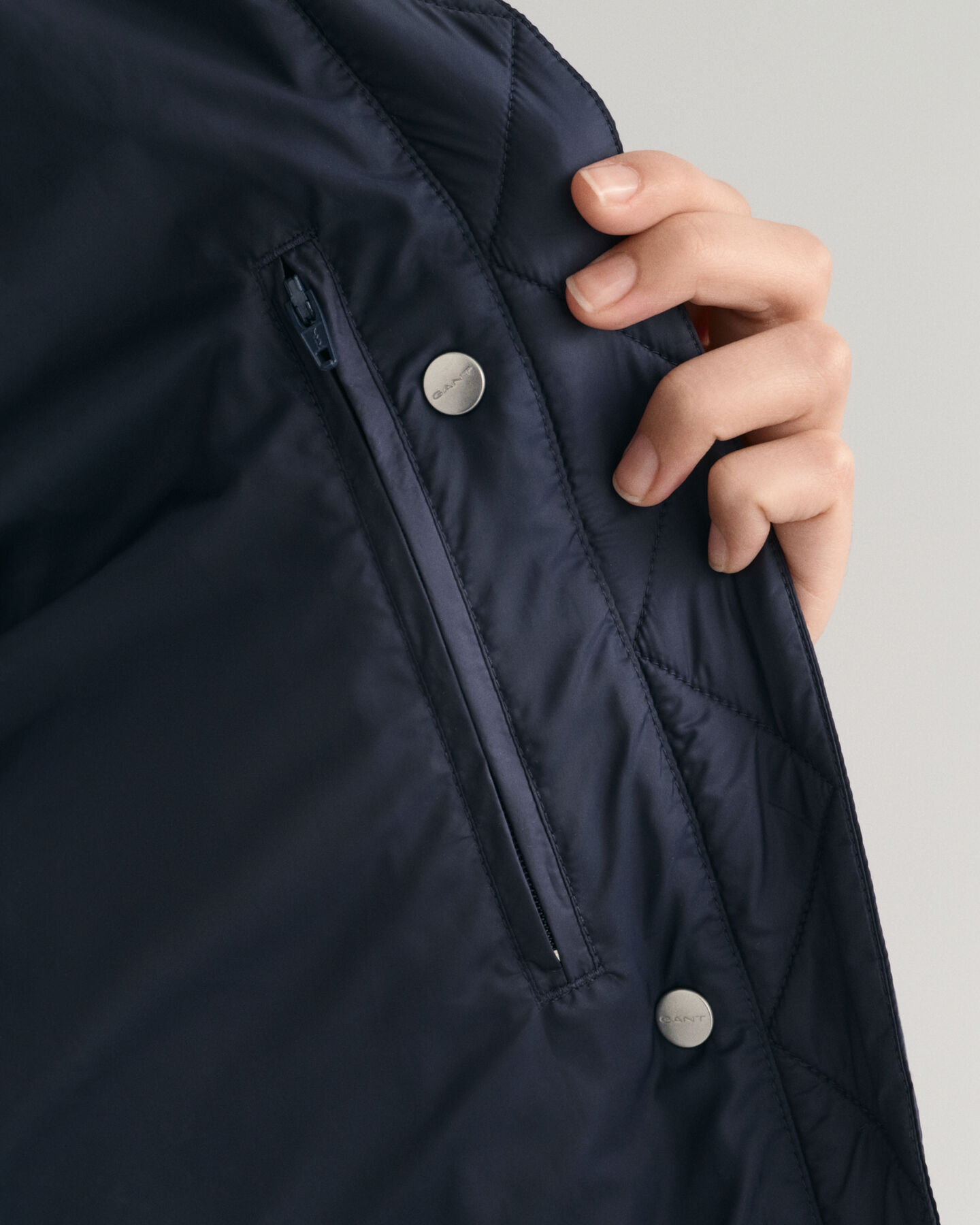 Chaleco largo de plum&oacute;n ligero