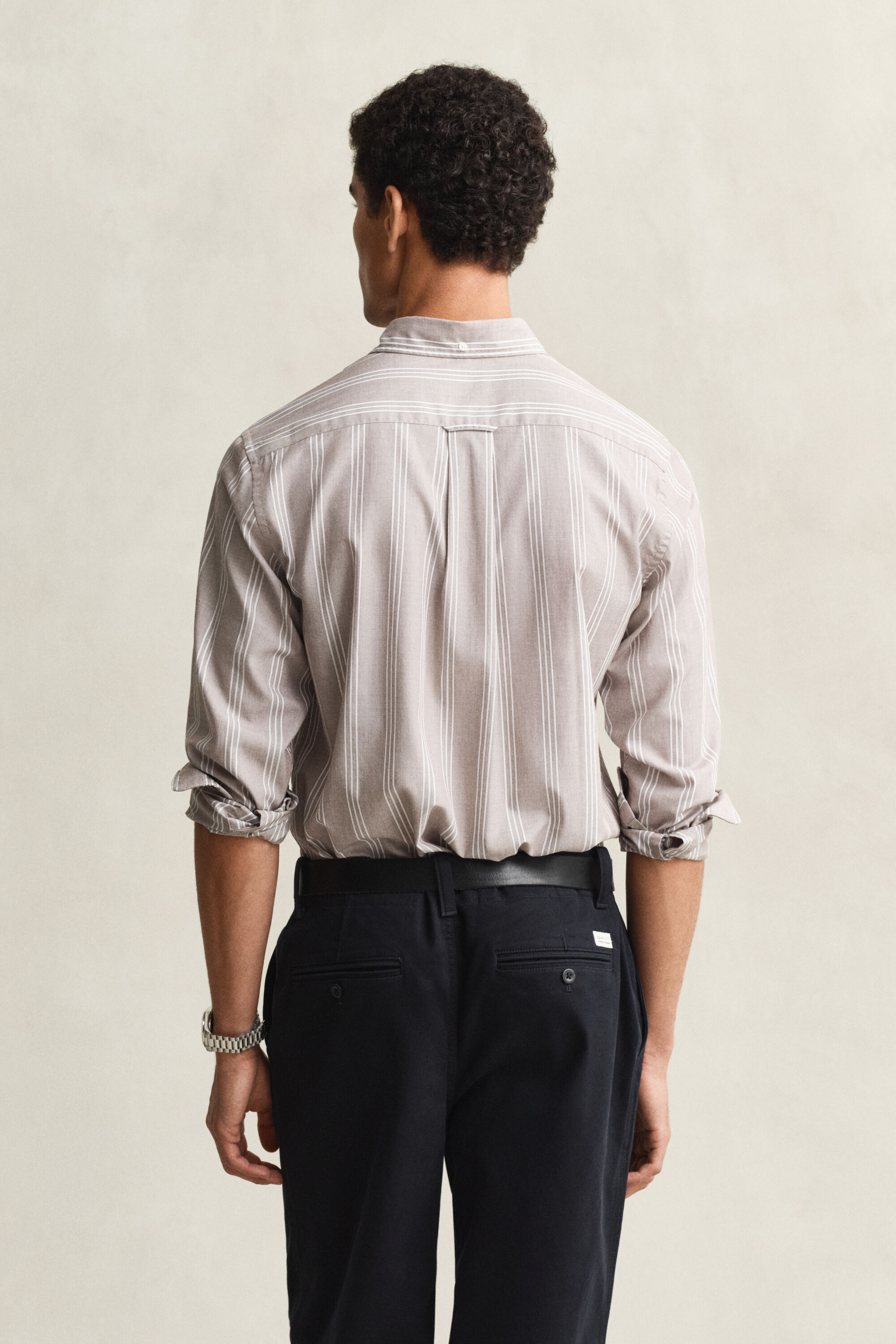Camisa Regular Fit de popelina a rayas fil-à-fil