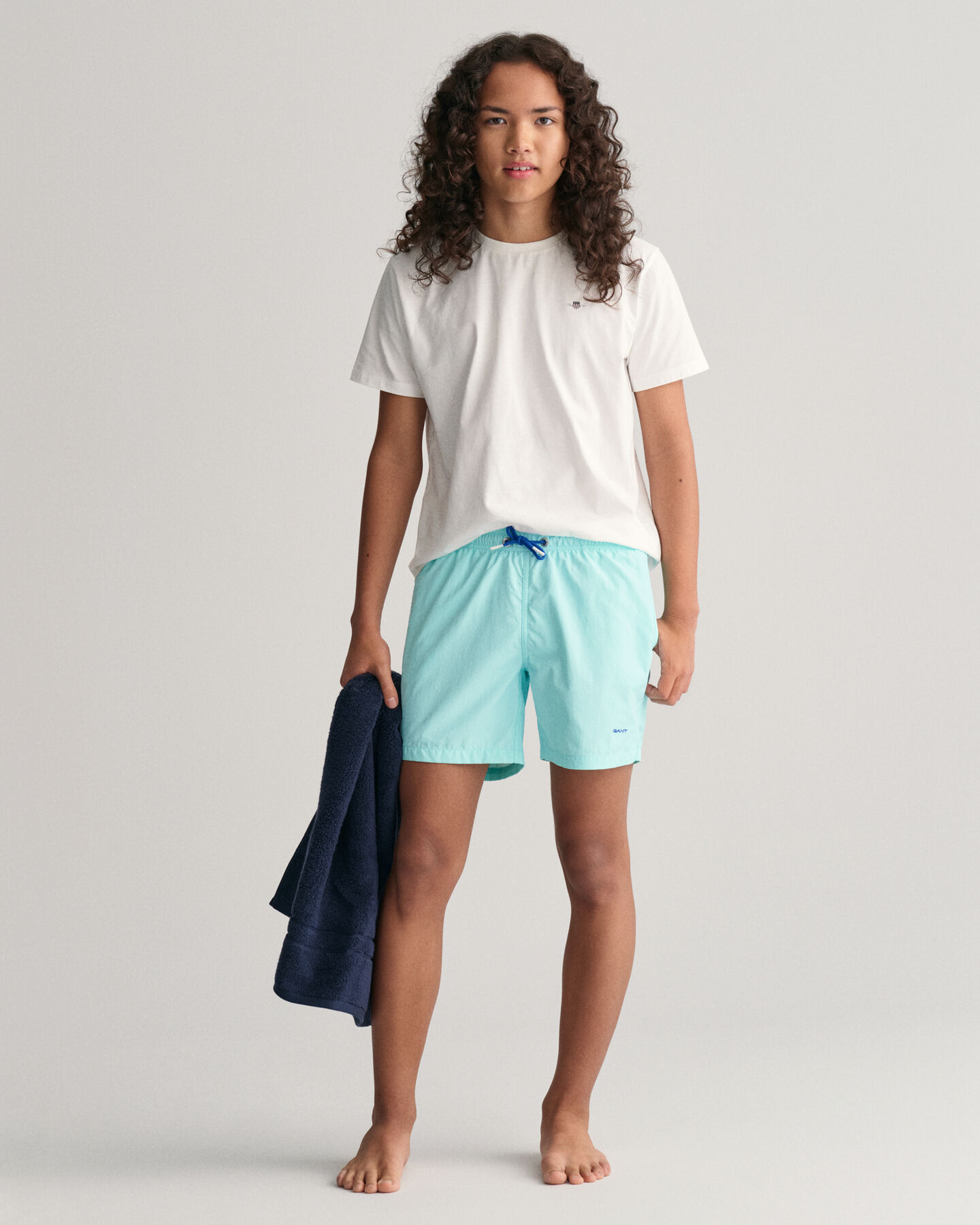 Ba&ntilde;ador Teen Boys