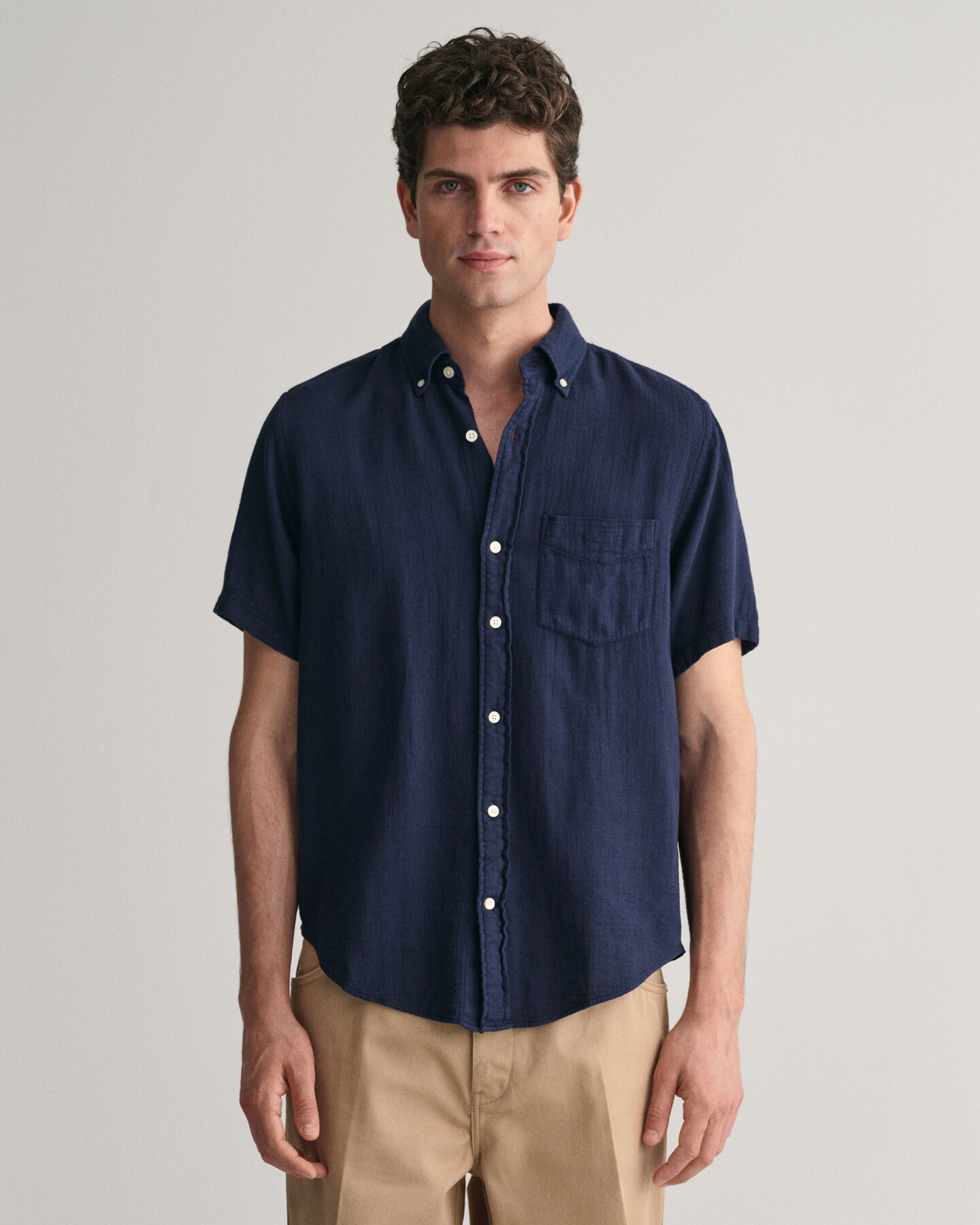 Camisa Regular Fit de manga corta de algod&oacute;n y lino con textura