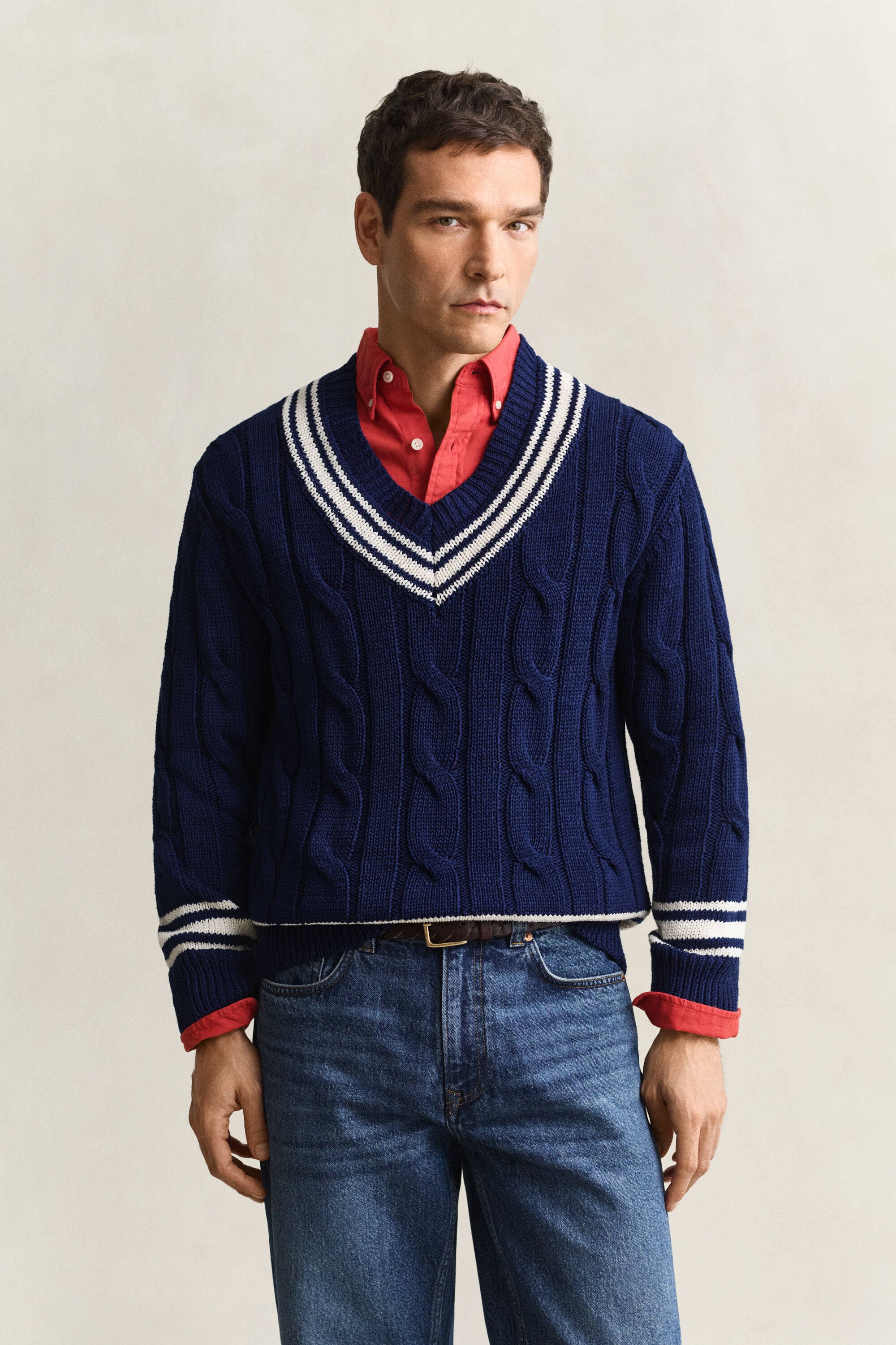 Jersey de punto de ochos con cuello de pico