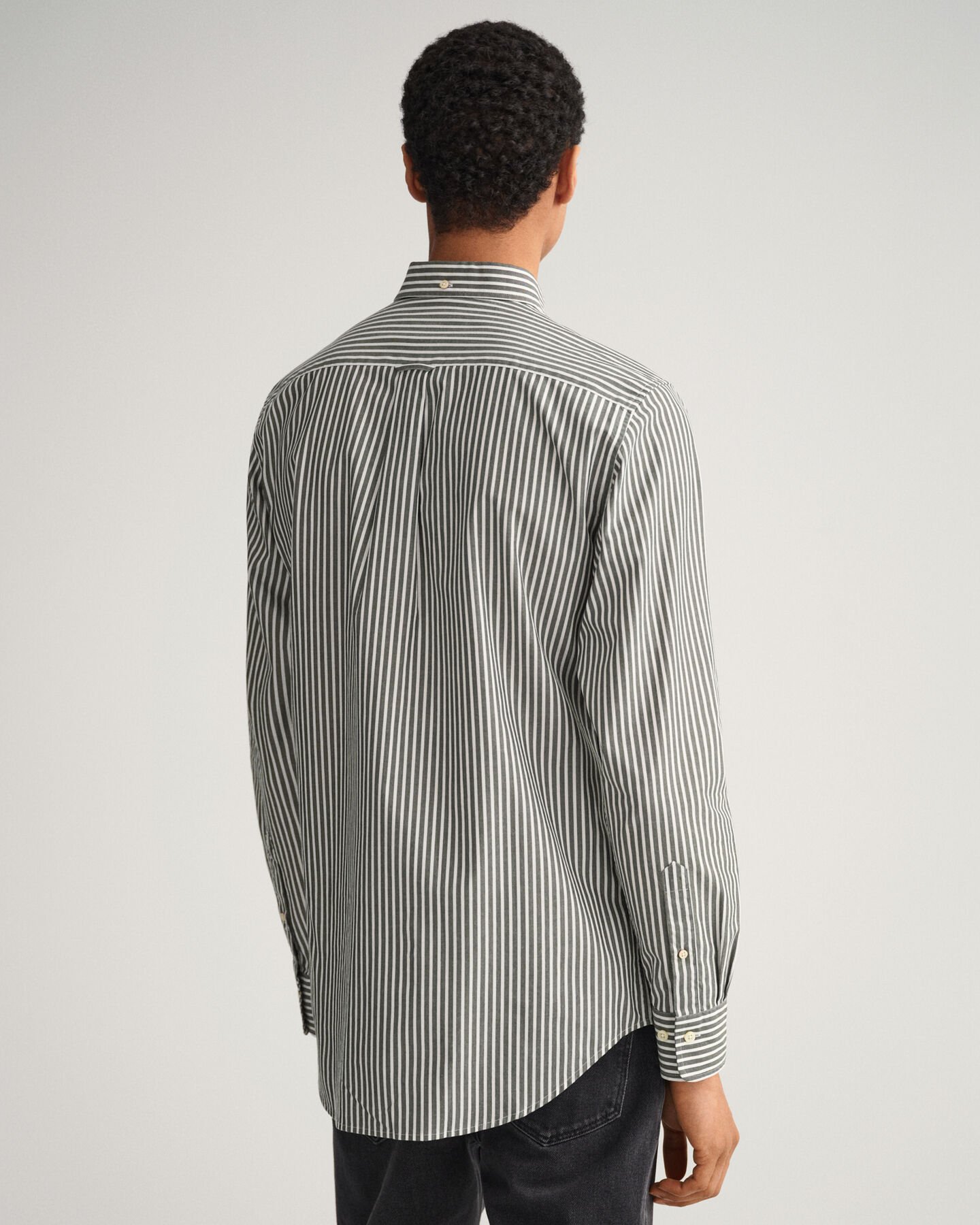 Camisa Regular Fit de velarte a rayas