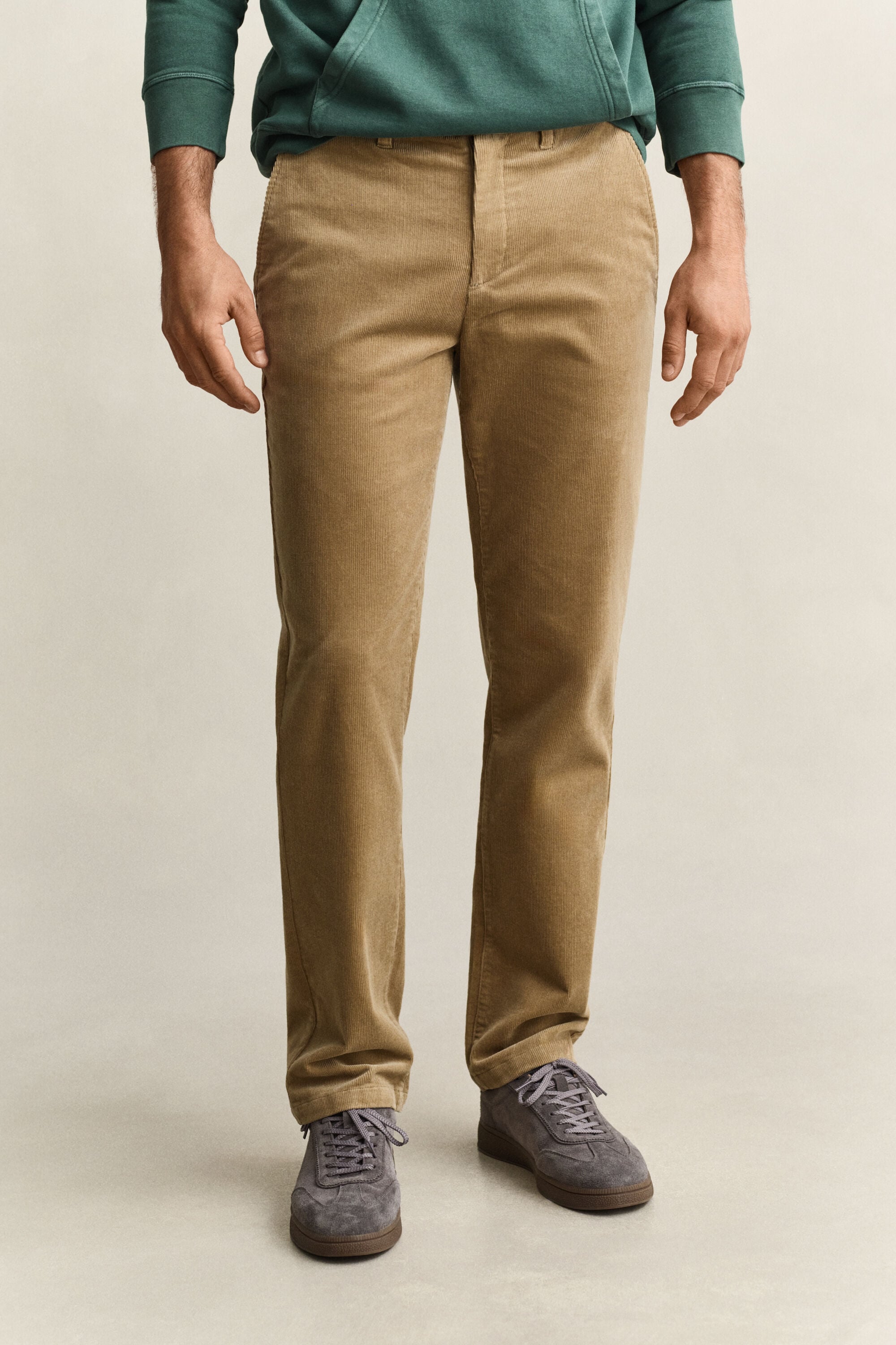 Pantalones chinos Regular Fit de pana