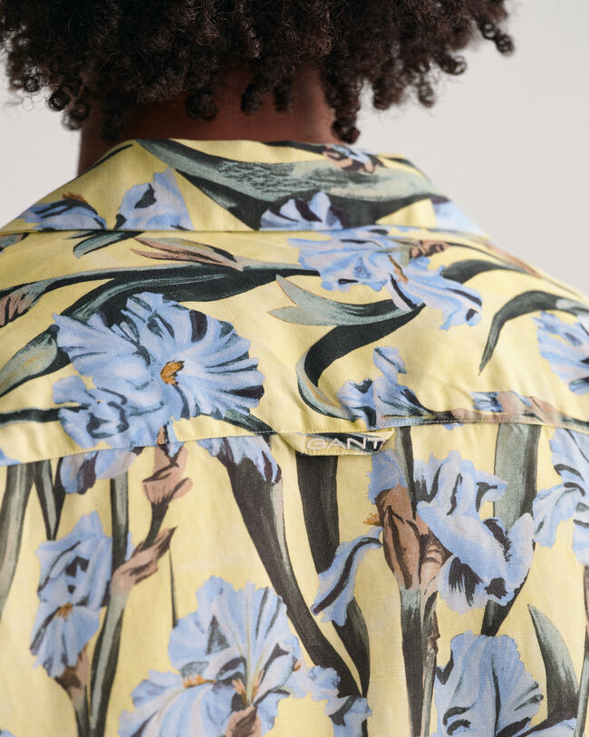 Camisa Relaxed Fit de manga corta en lino y lyocell con estampado Iris