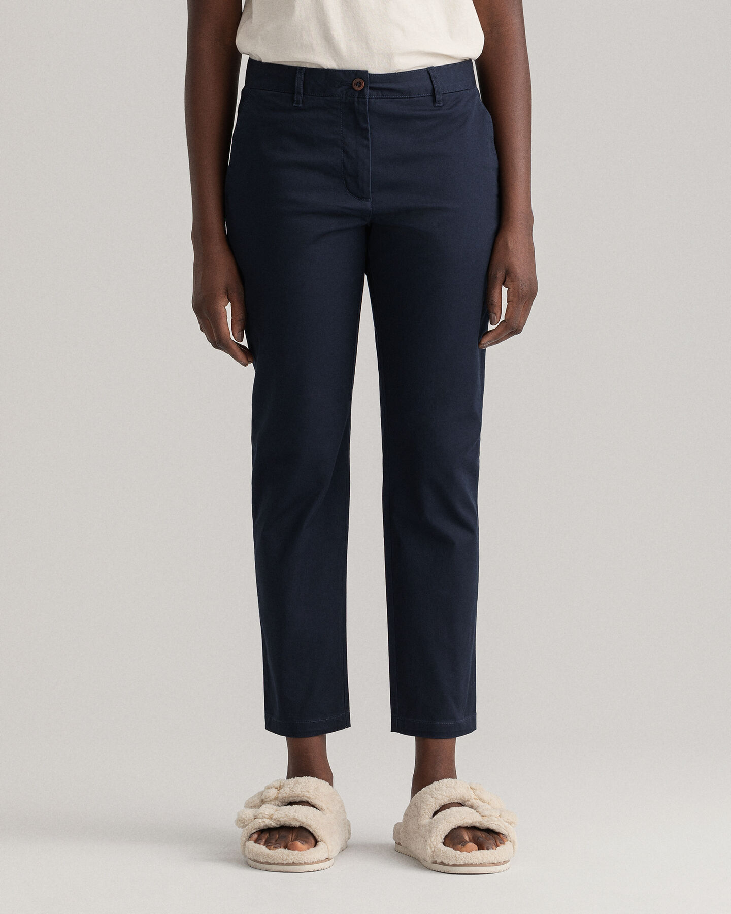 Pantalones chinos Slim Fit Classic Fryda