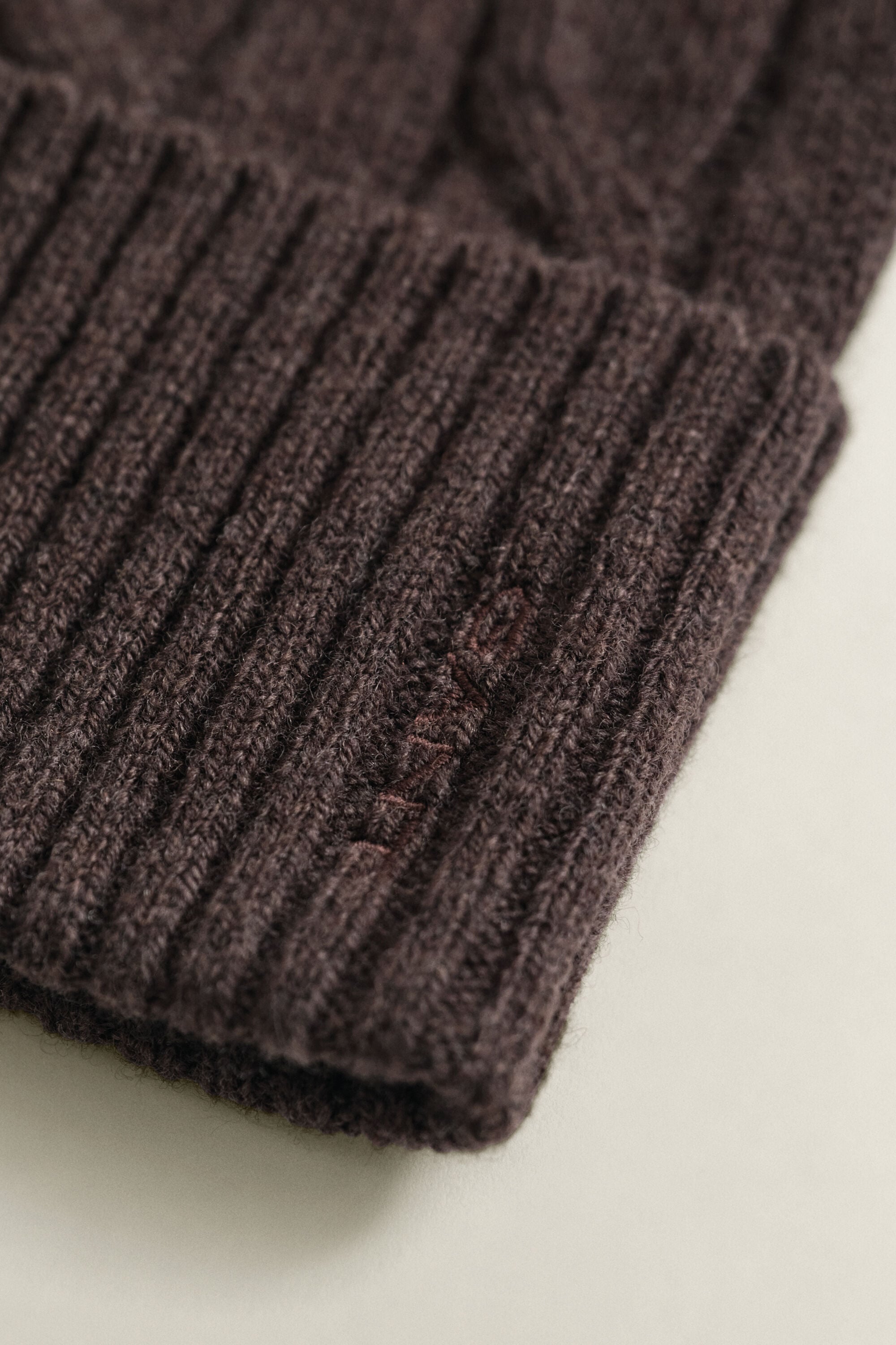Gorro de punto de ochos de lana