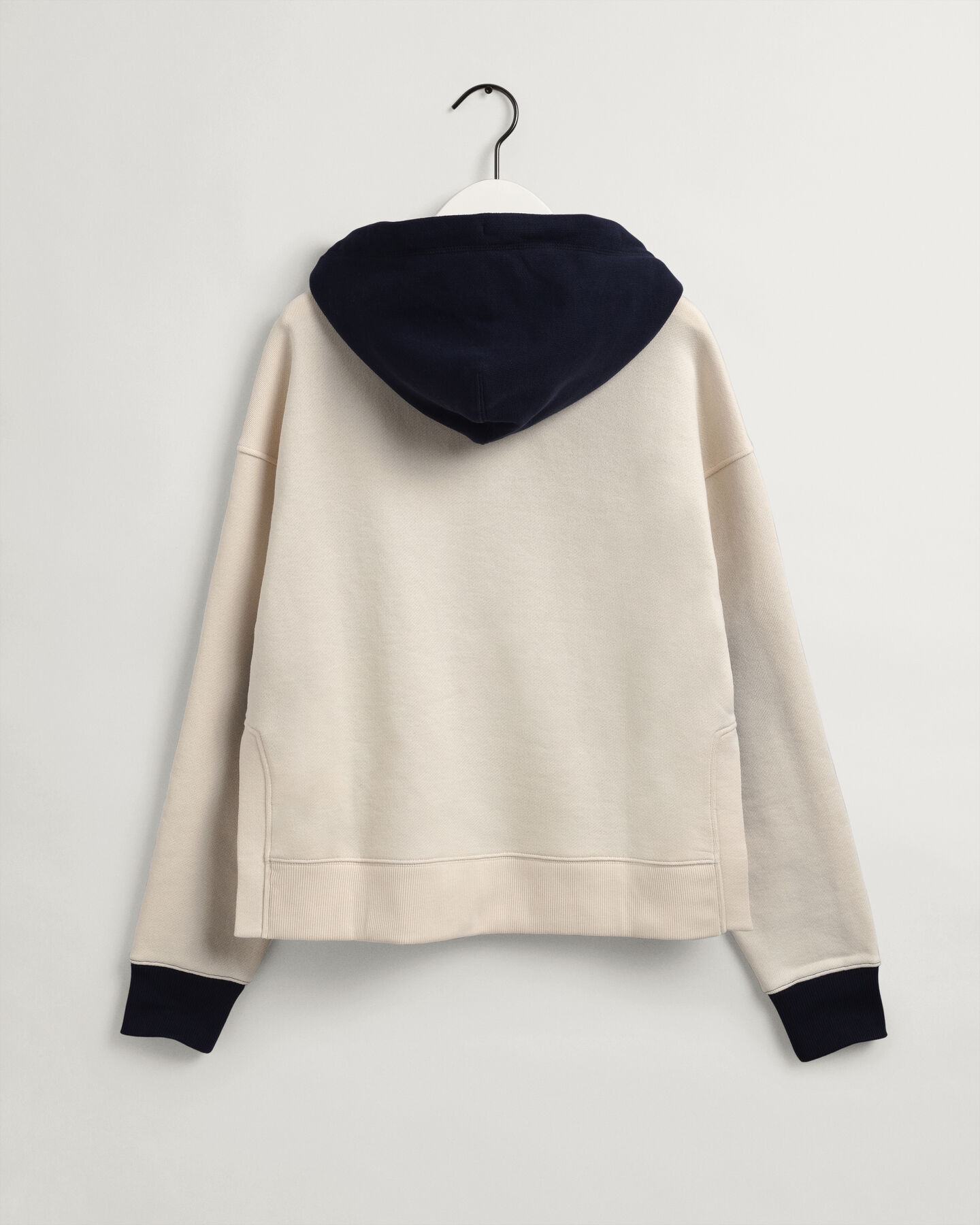 Sudadera con capucha con bloques de color