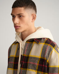 Sobrecamisa de lana de cuadros escoceses