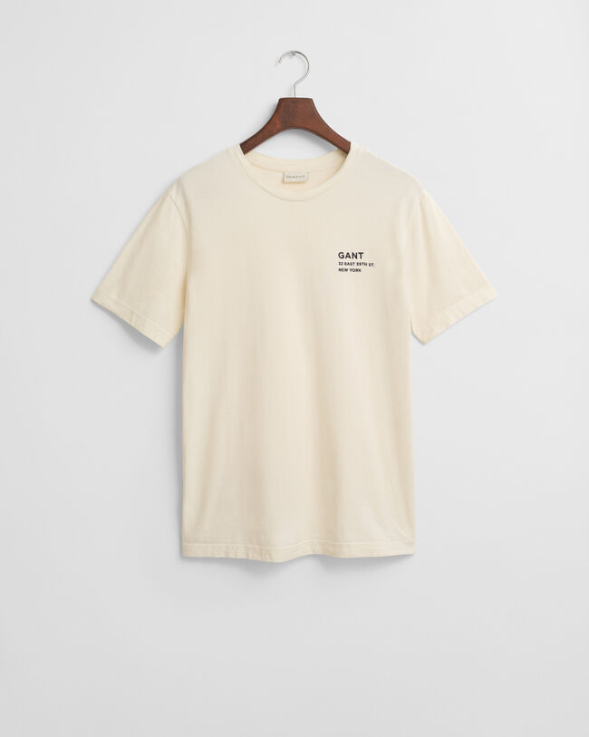 Camiseta con diseño de pequeñas dimensiones