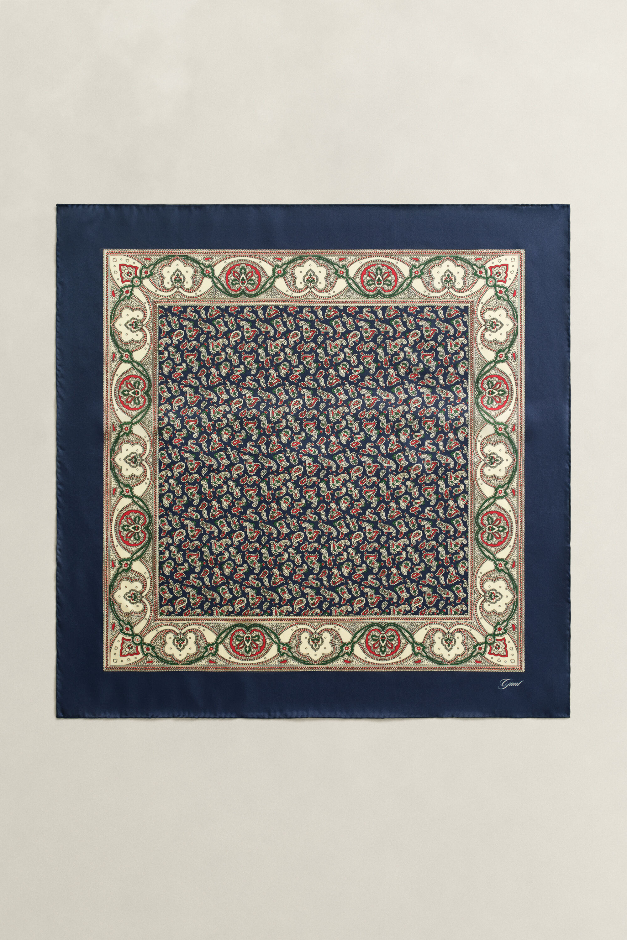 Pañuelo con estampado de cachemir